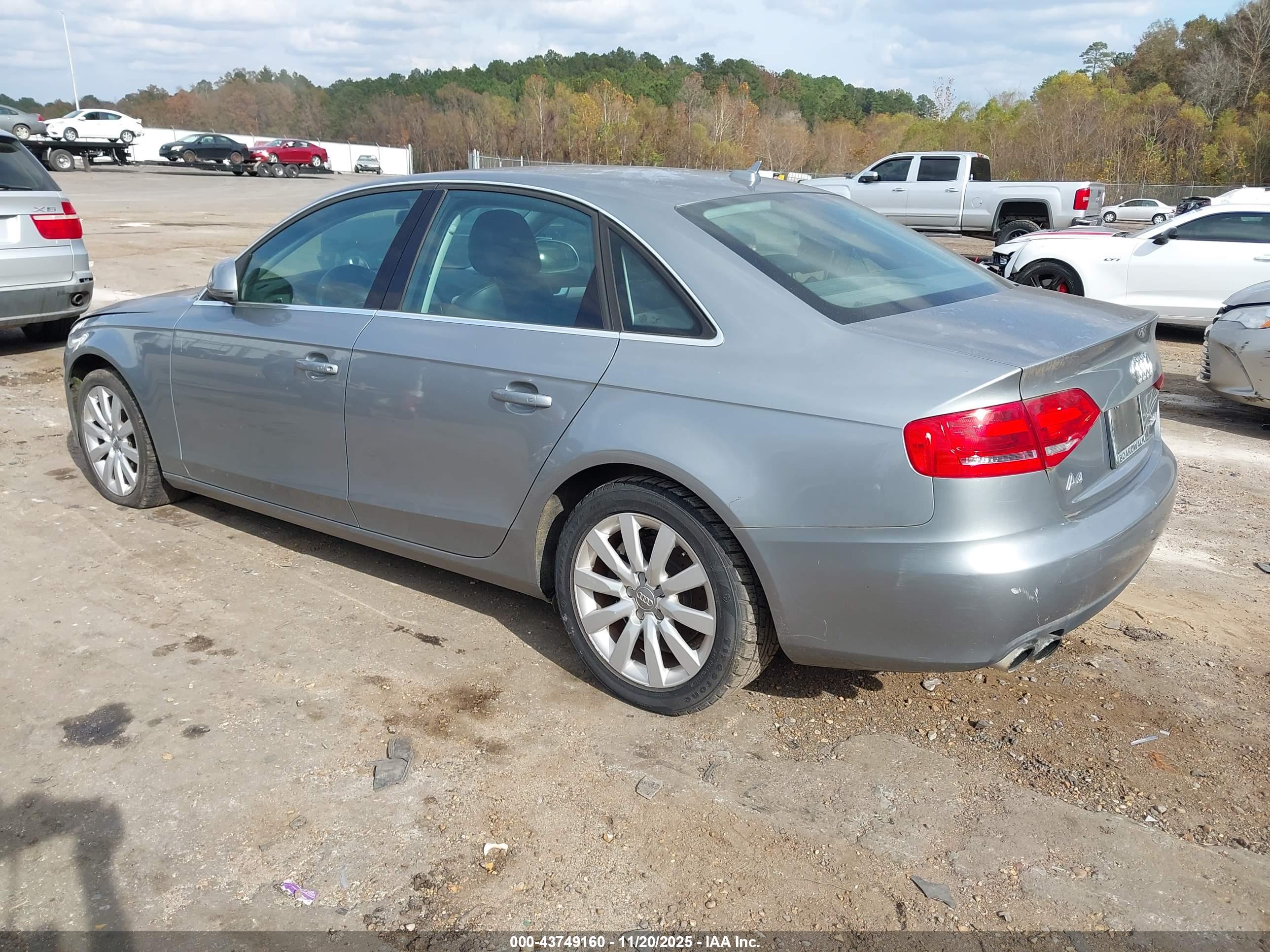 AUDI A4 image 3