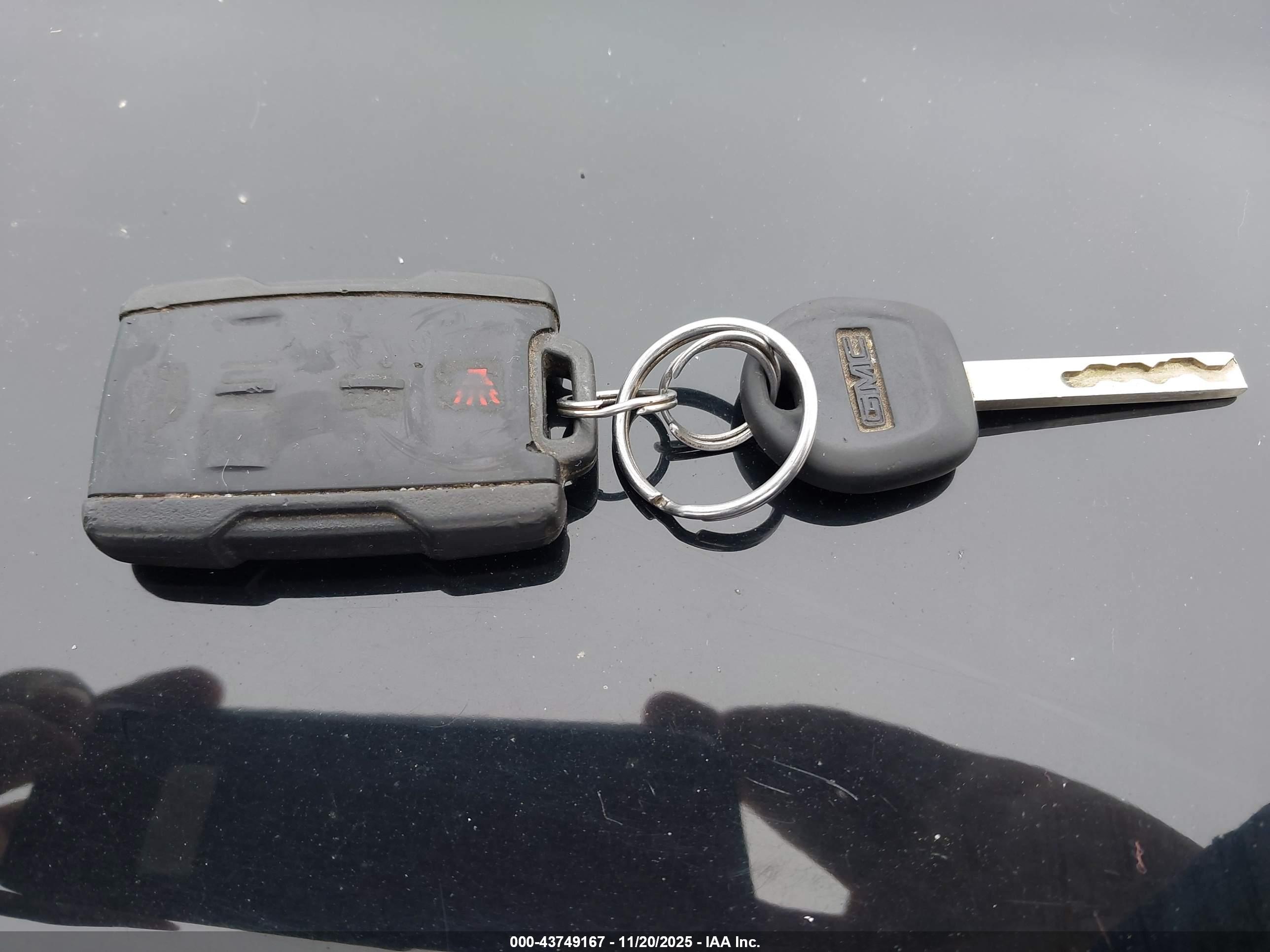 GMC SIERRA image 11
