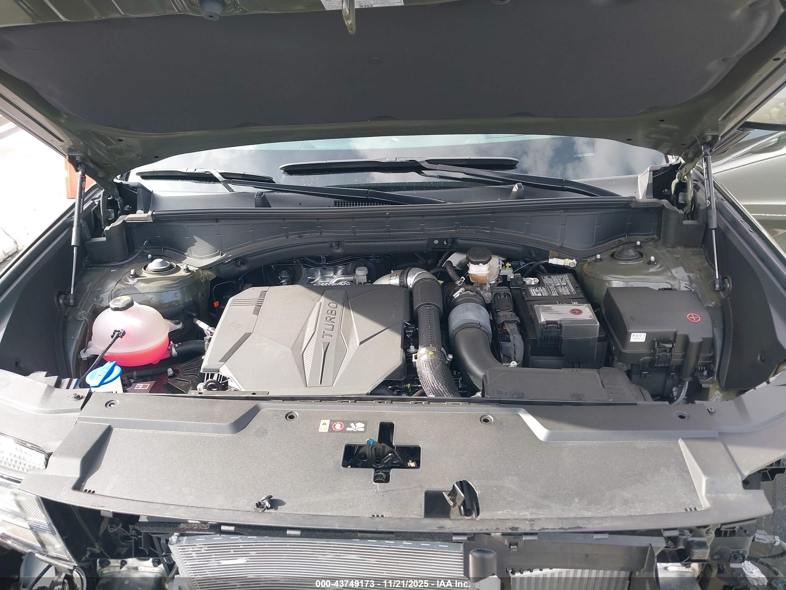 HYUNDAI SANTA image 10
