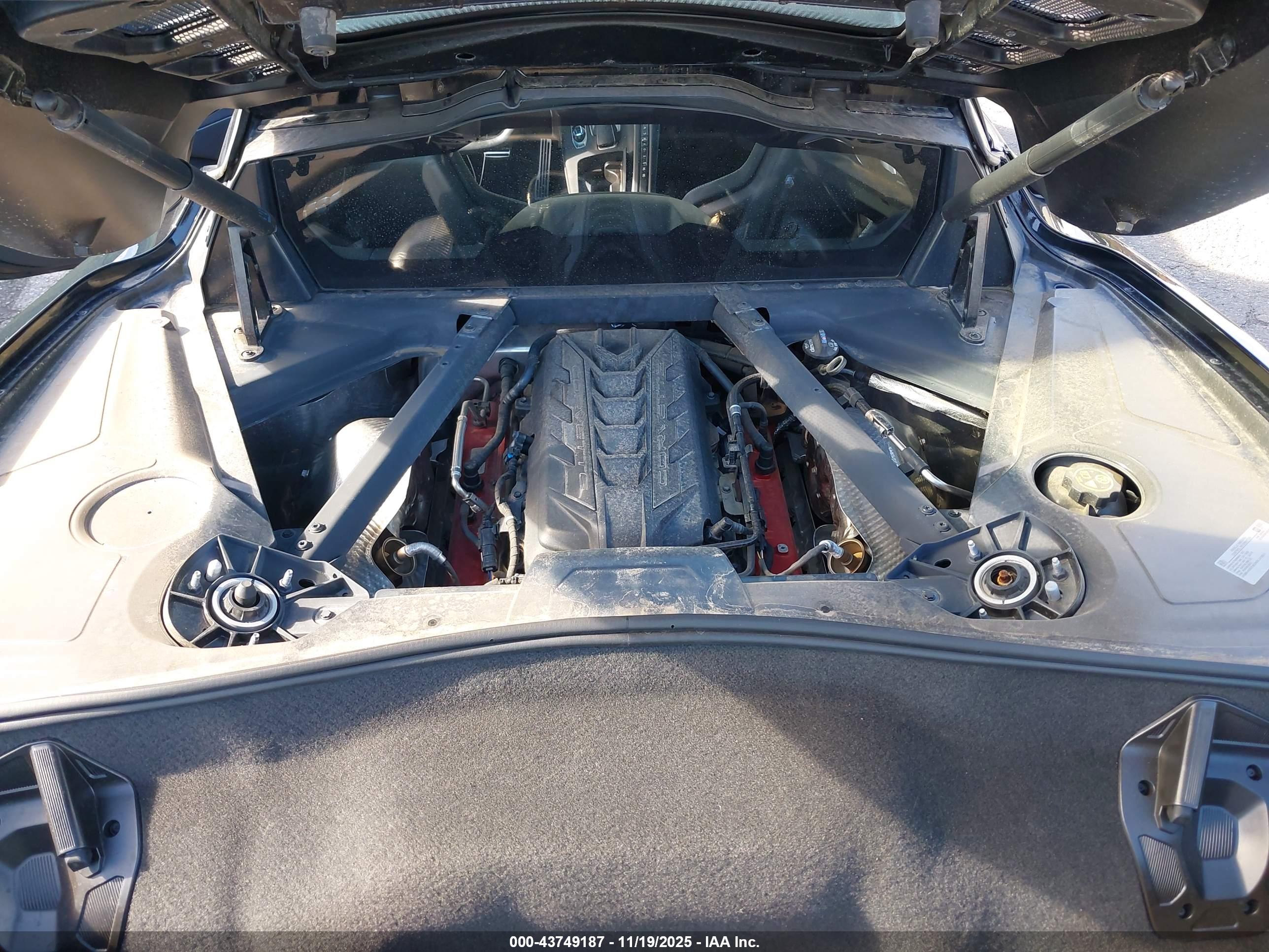 CHEVROLET CORVETTE image 10