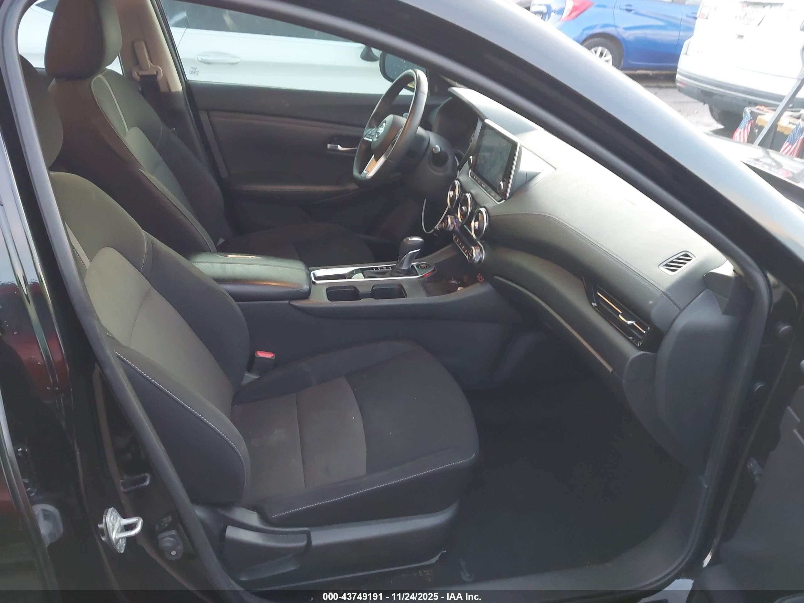 NISSAN SENTRA image 5