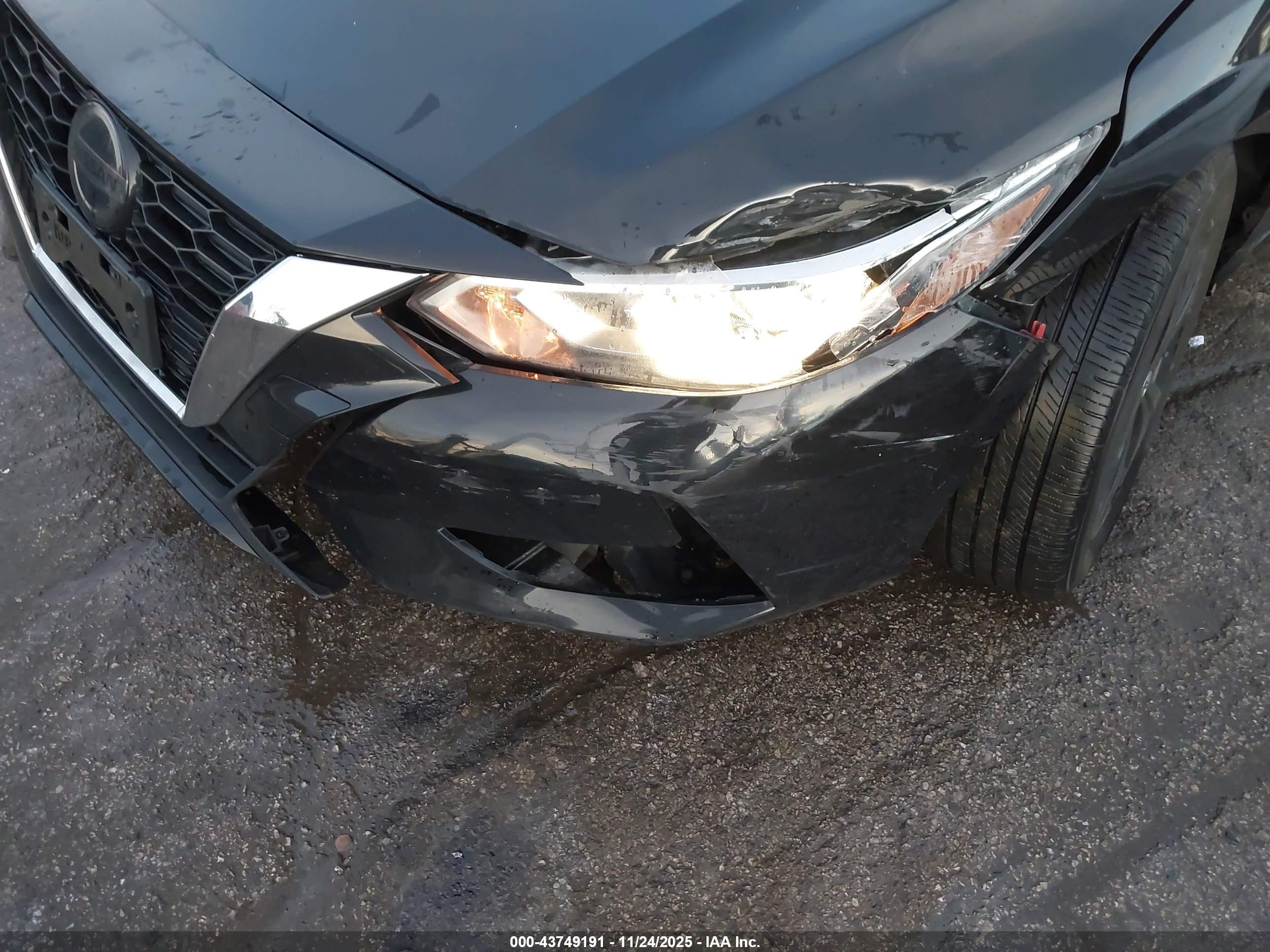NISSAN SENTRA image 6