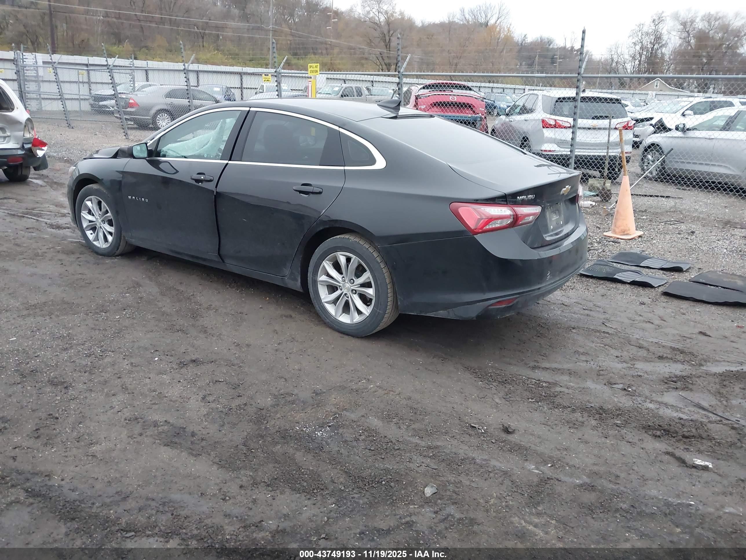 CHEVROLET MALIBU image 3