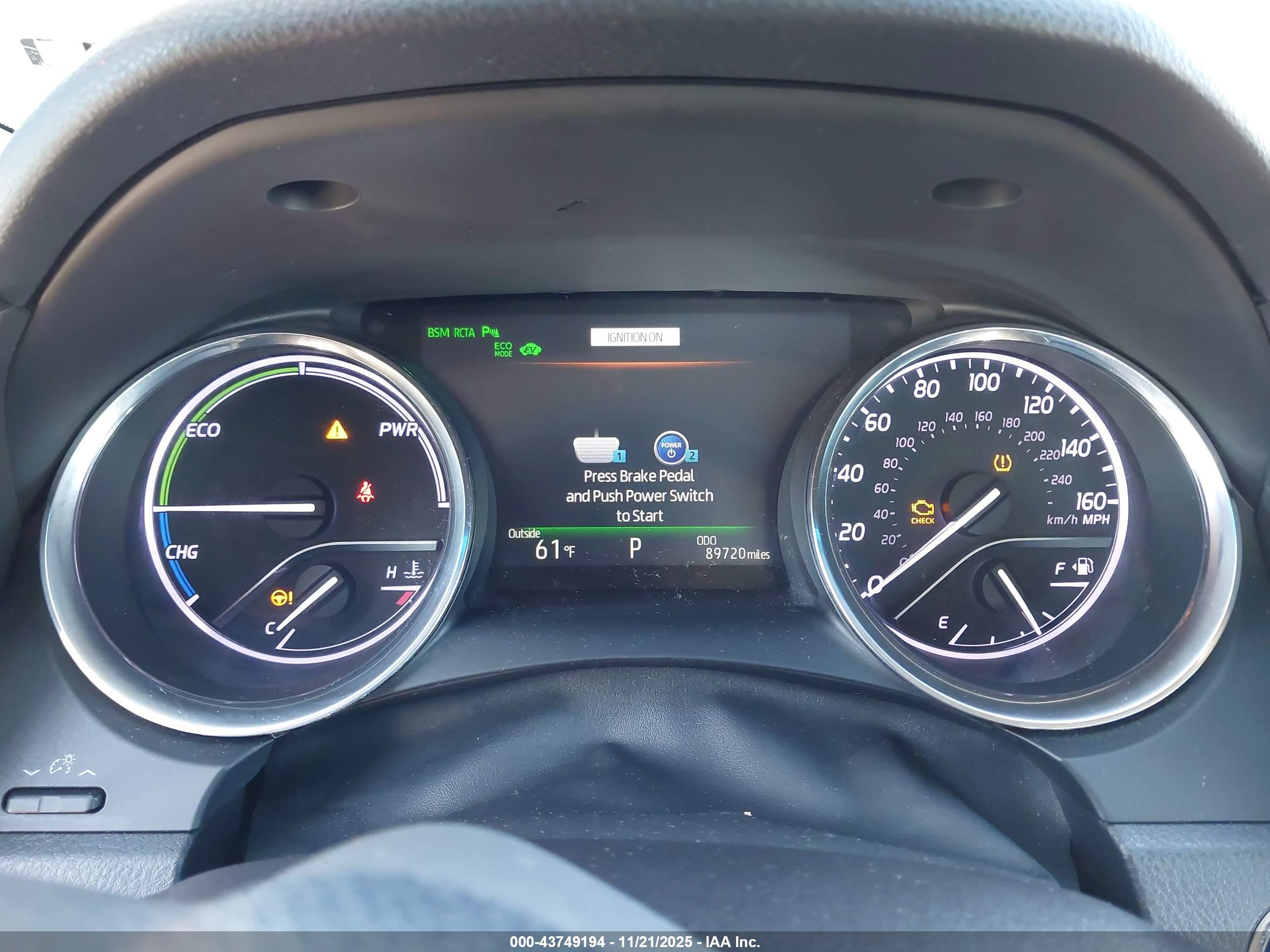 TOYOTA CAMRY image 7