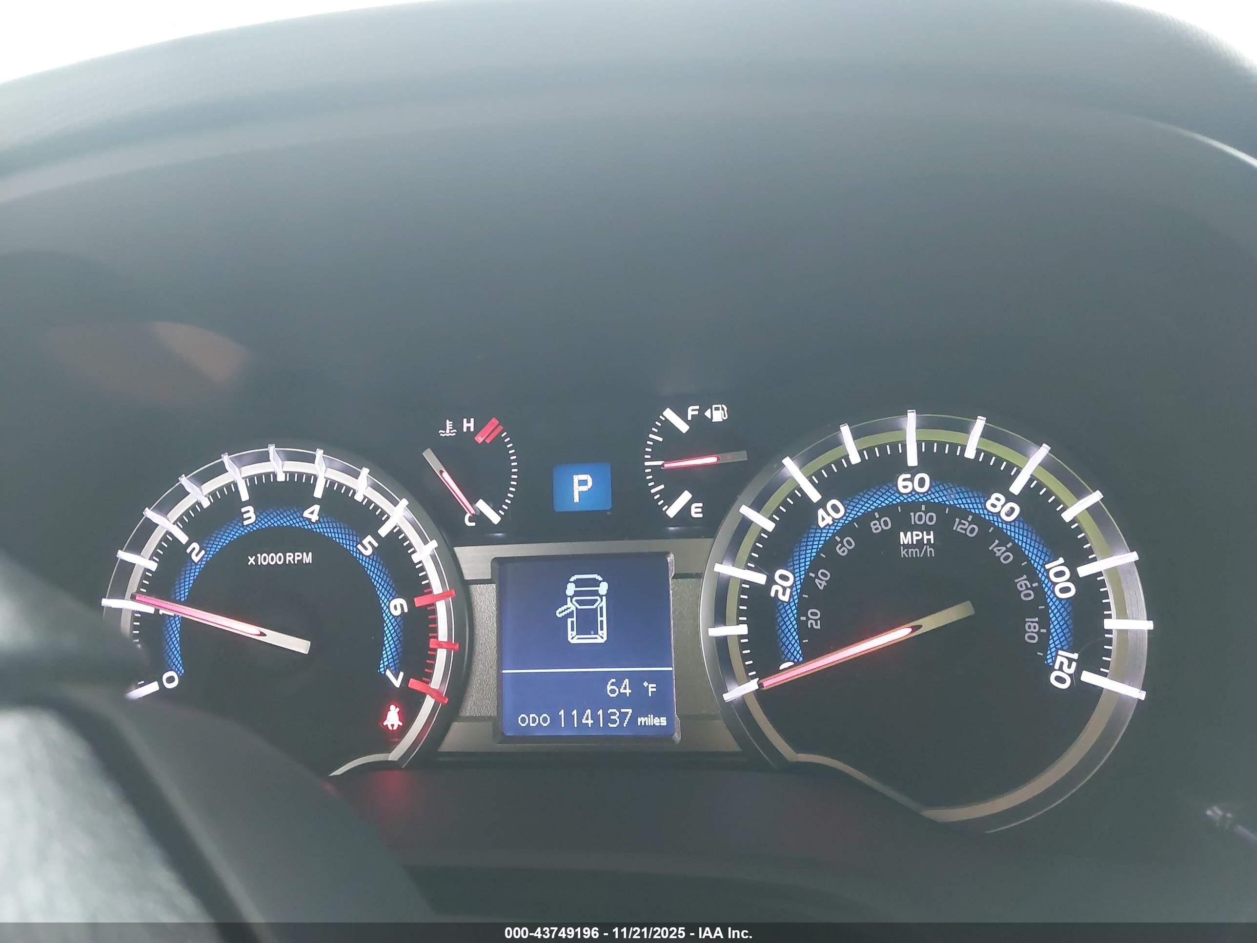 TOYOTA 4RUNNER image 7