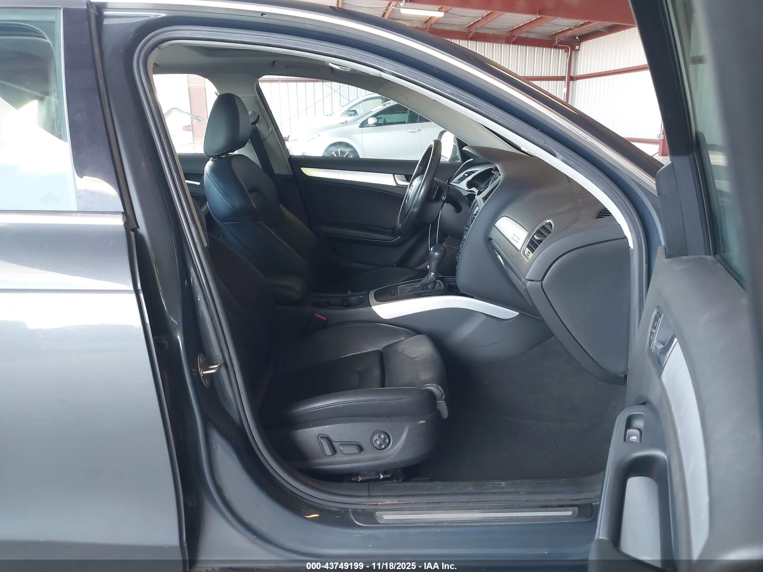 AUDI A4 image 5