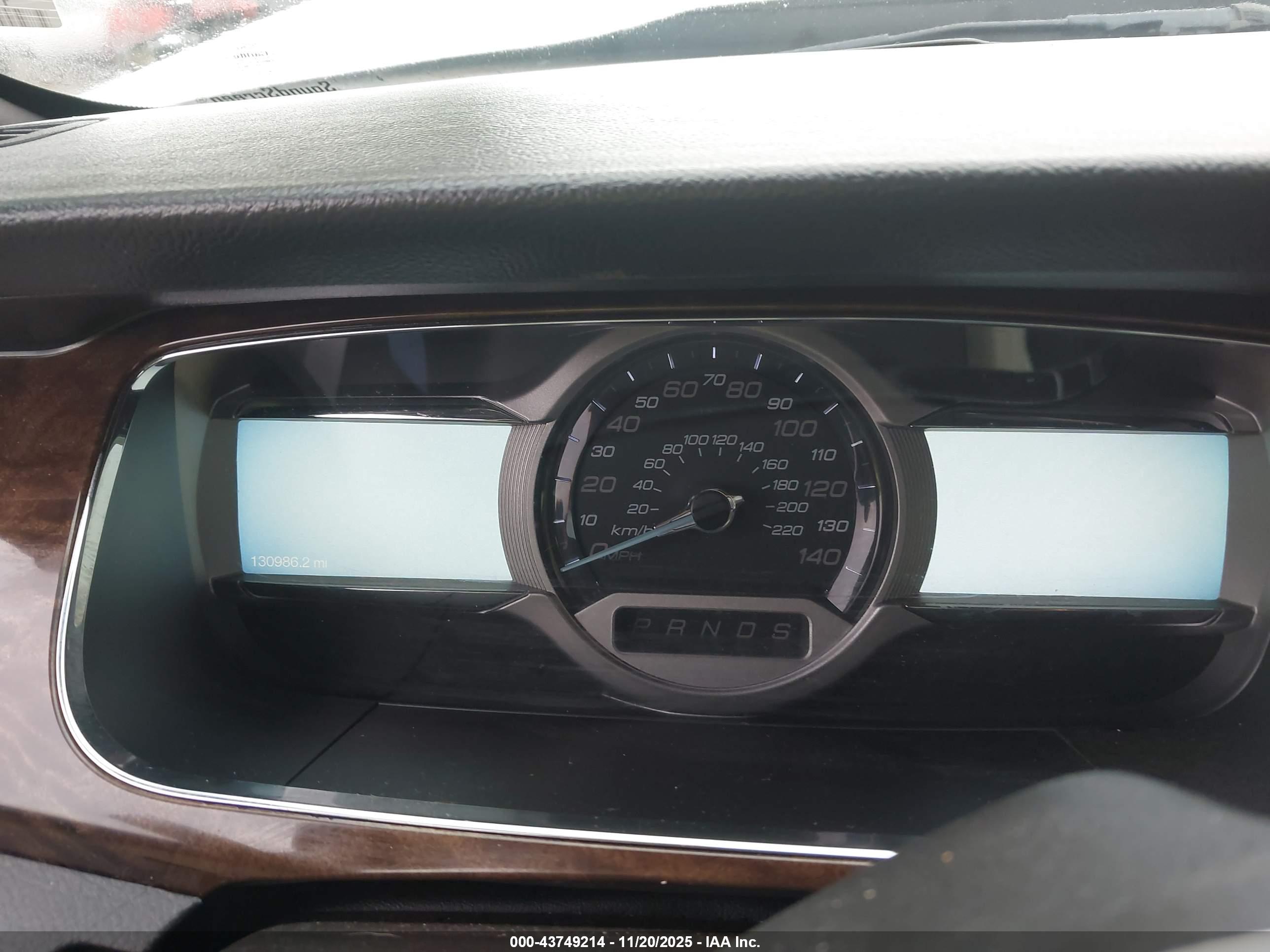 FORD TAURUS image 7