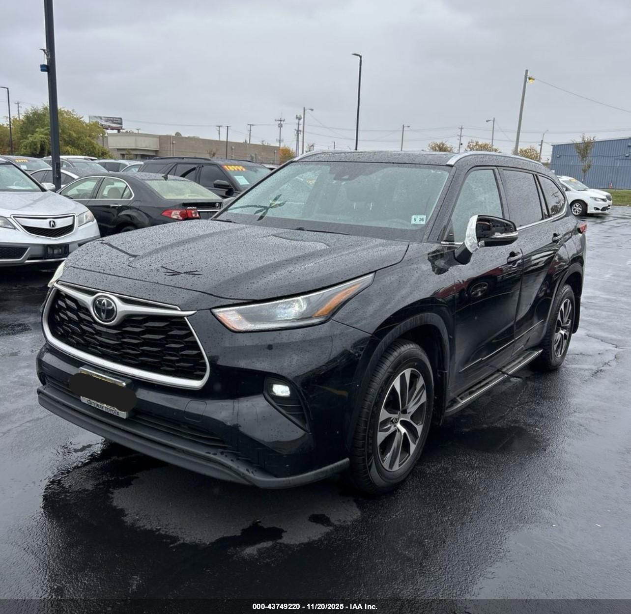 TOYOTA HIGHLANDER image 2