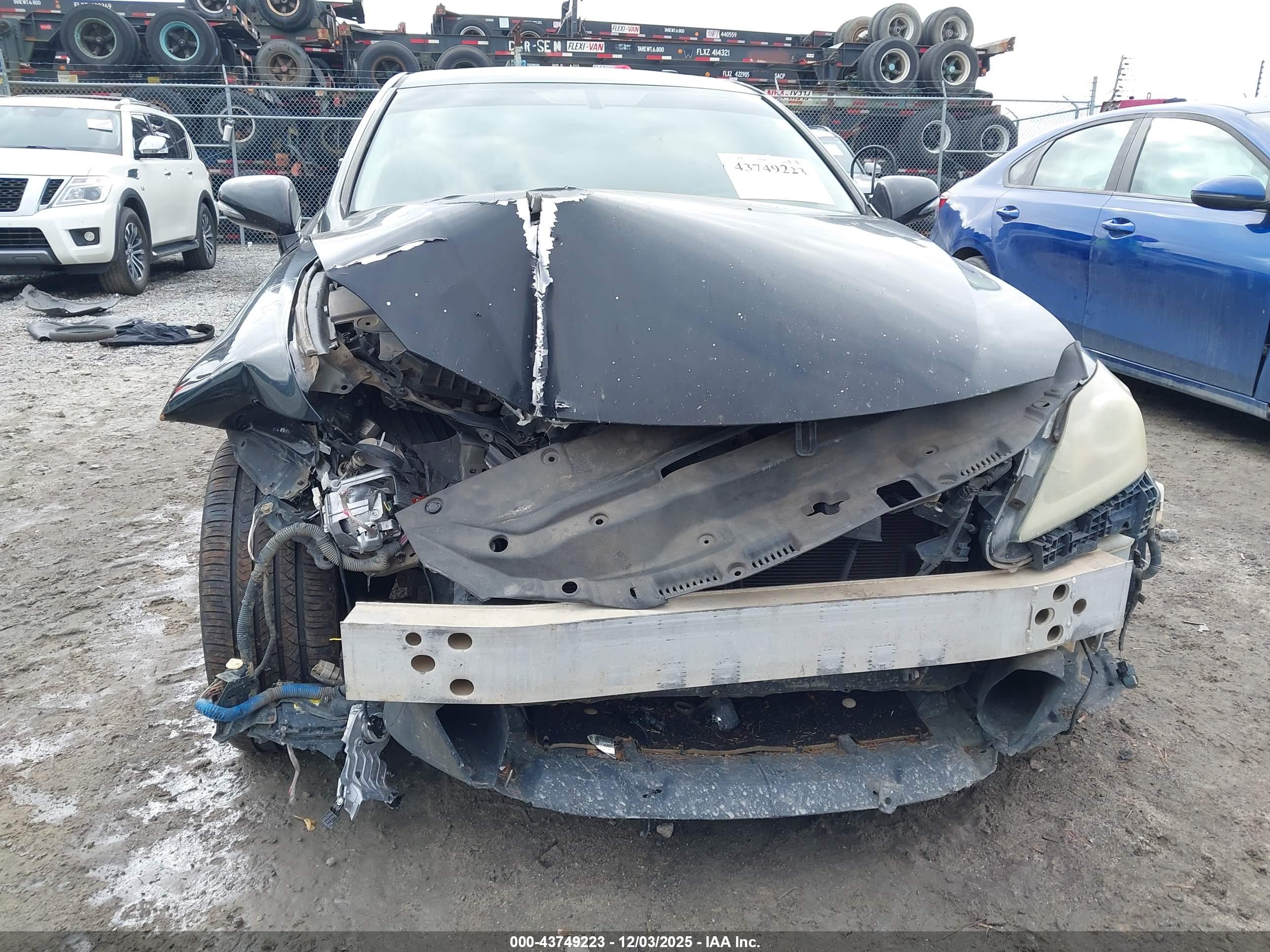 LEXUS IS image 6