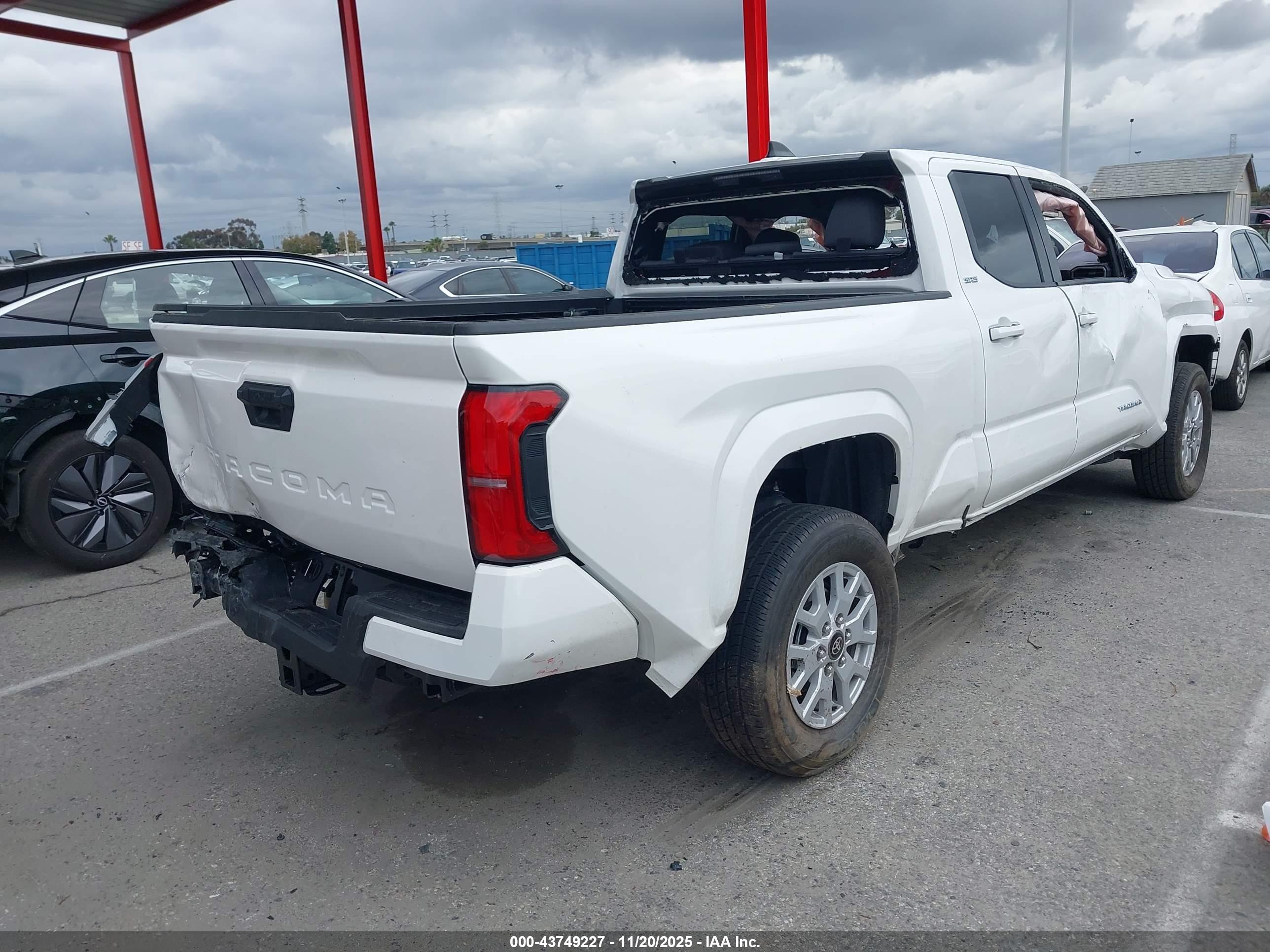 TOYOTA TACOMA image 4