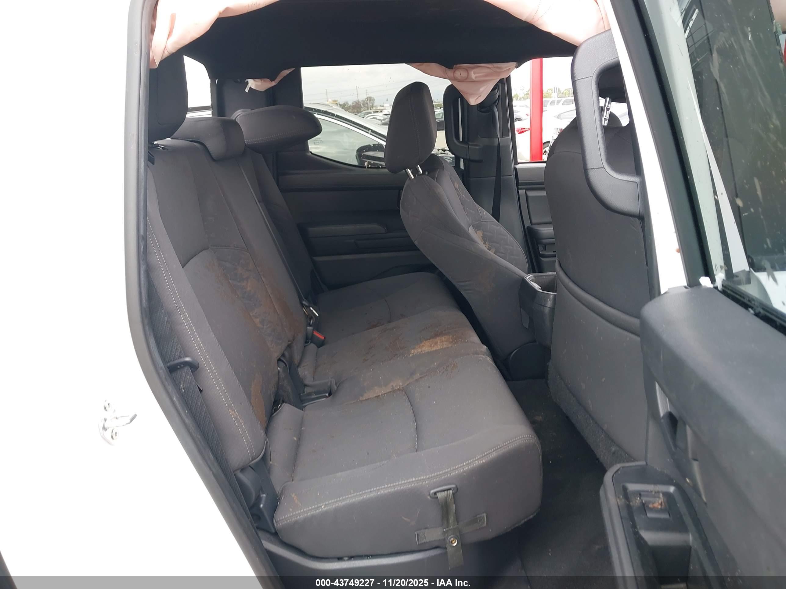 TOYOTA TACOMA image 8