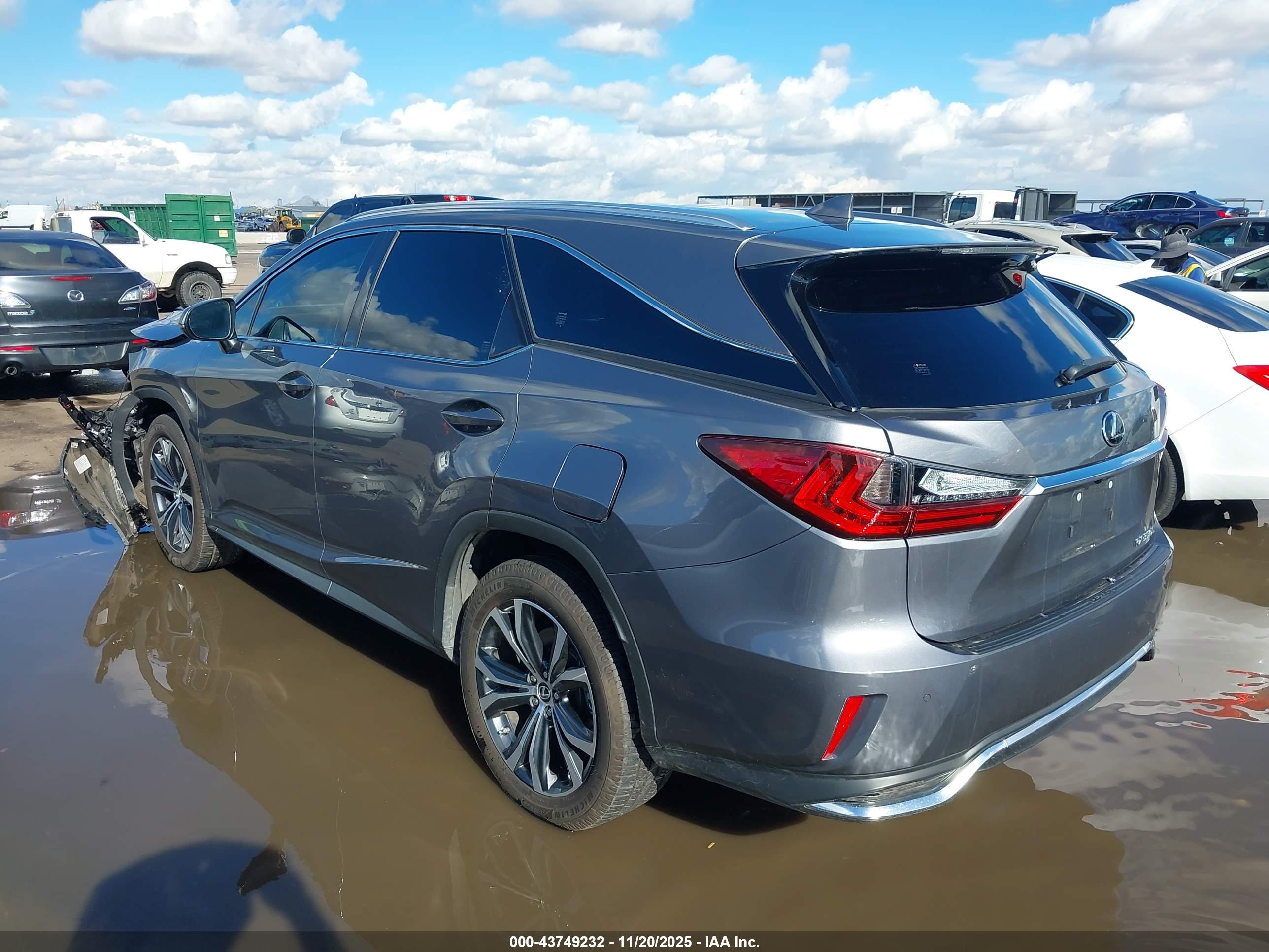 LEXUS RX image 3