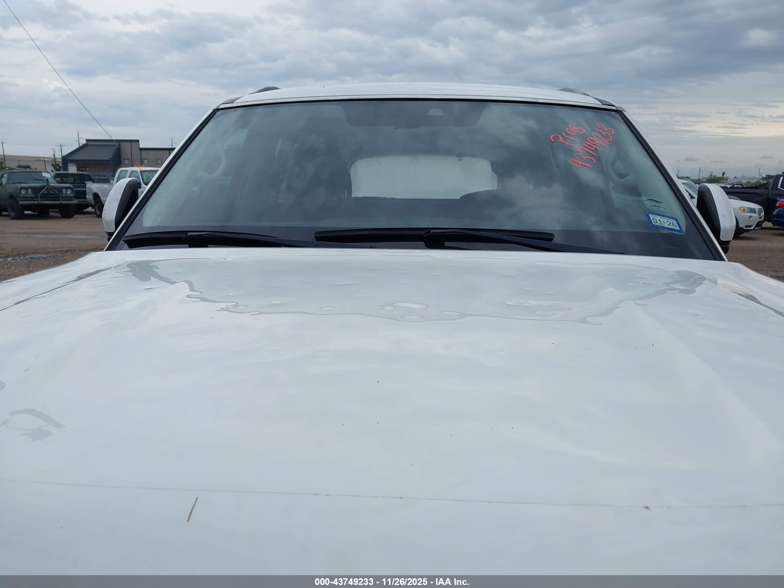 NISSAN ARMADA image 6