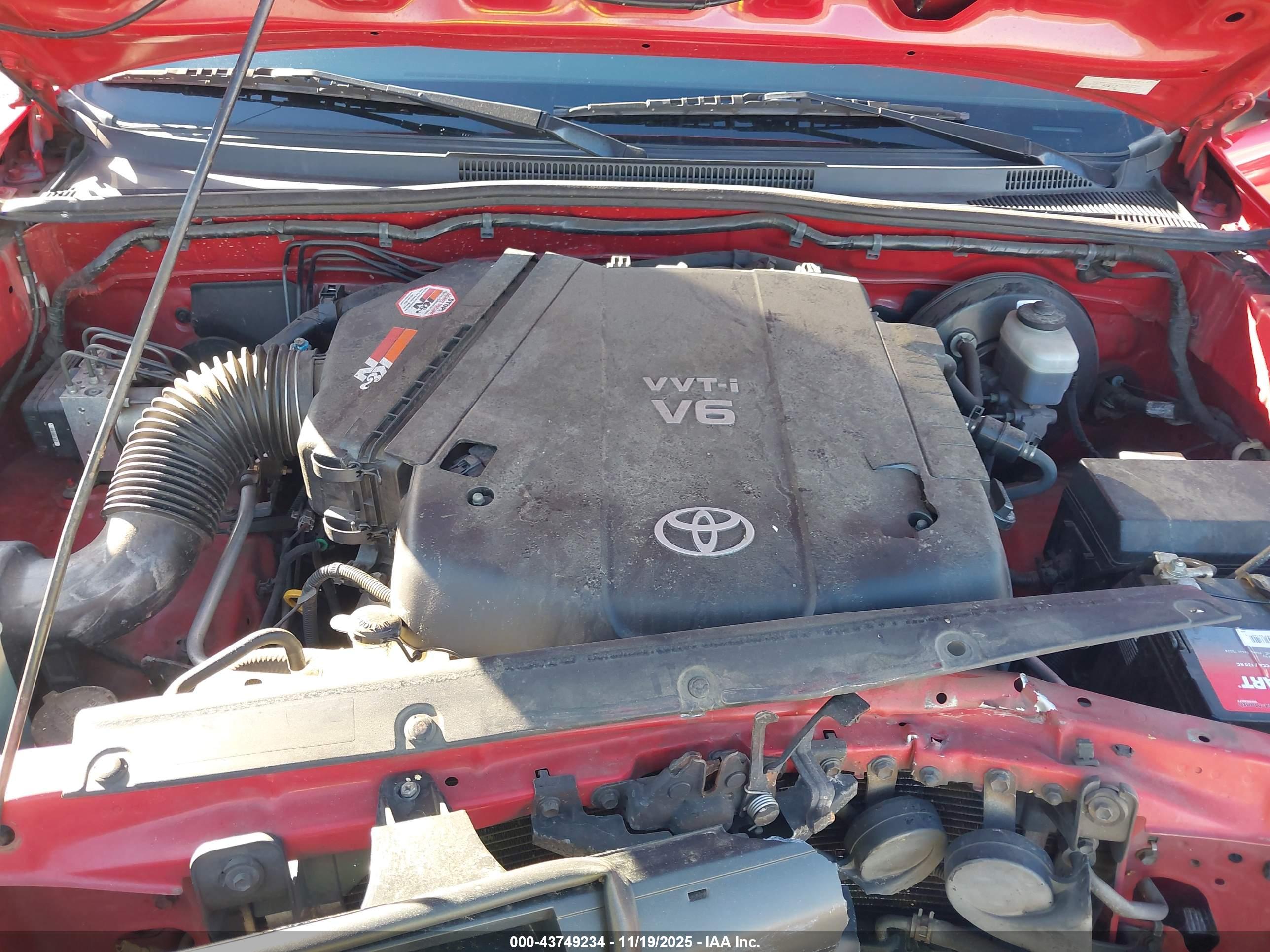 TOYOTA TACOMA image 10