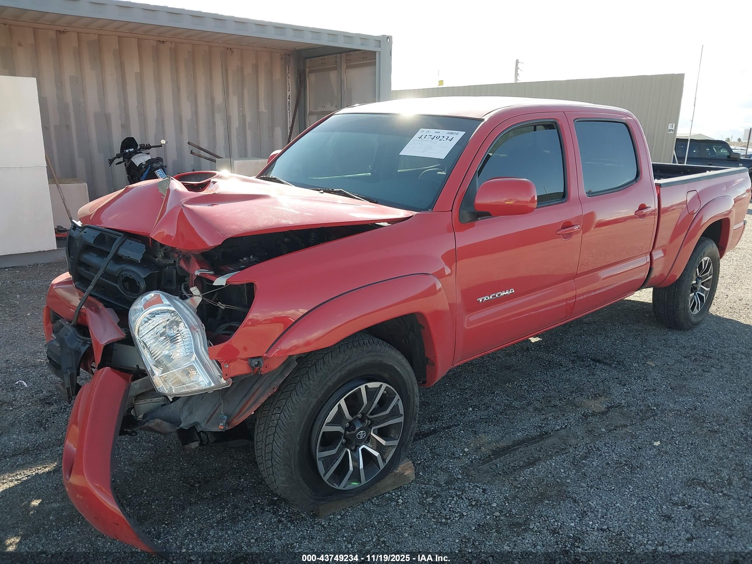 TOYOTA TACOMA image 2