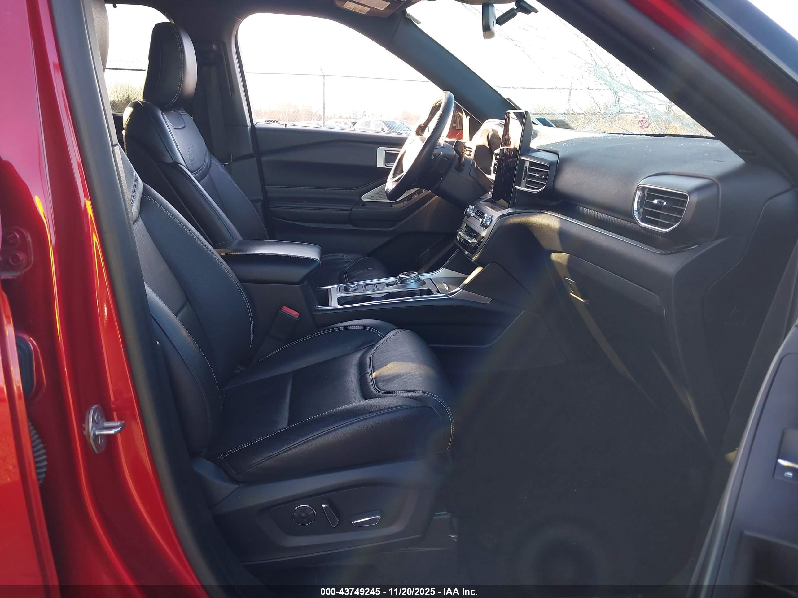 FORD EXPLORER image 5