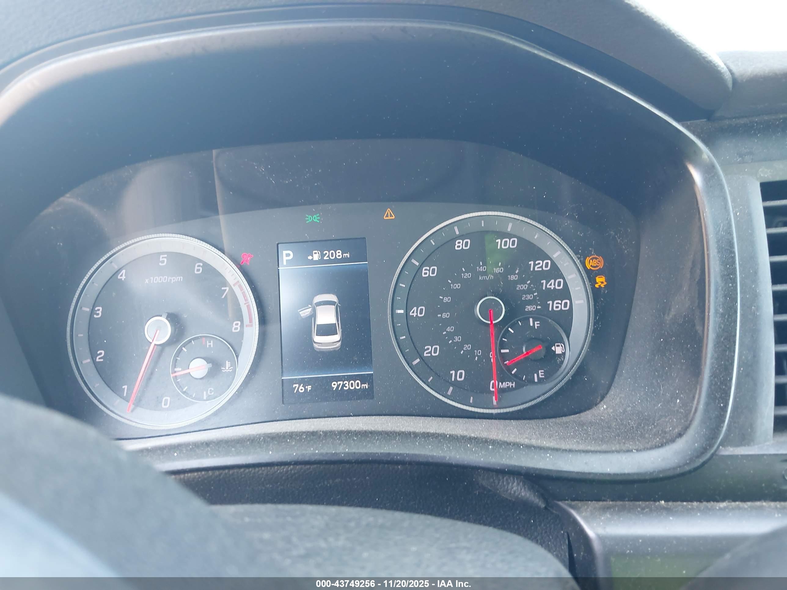 HYUNDAI SONATA image 7
