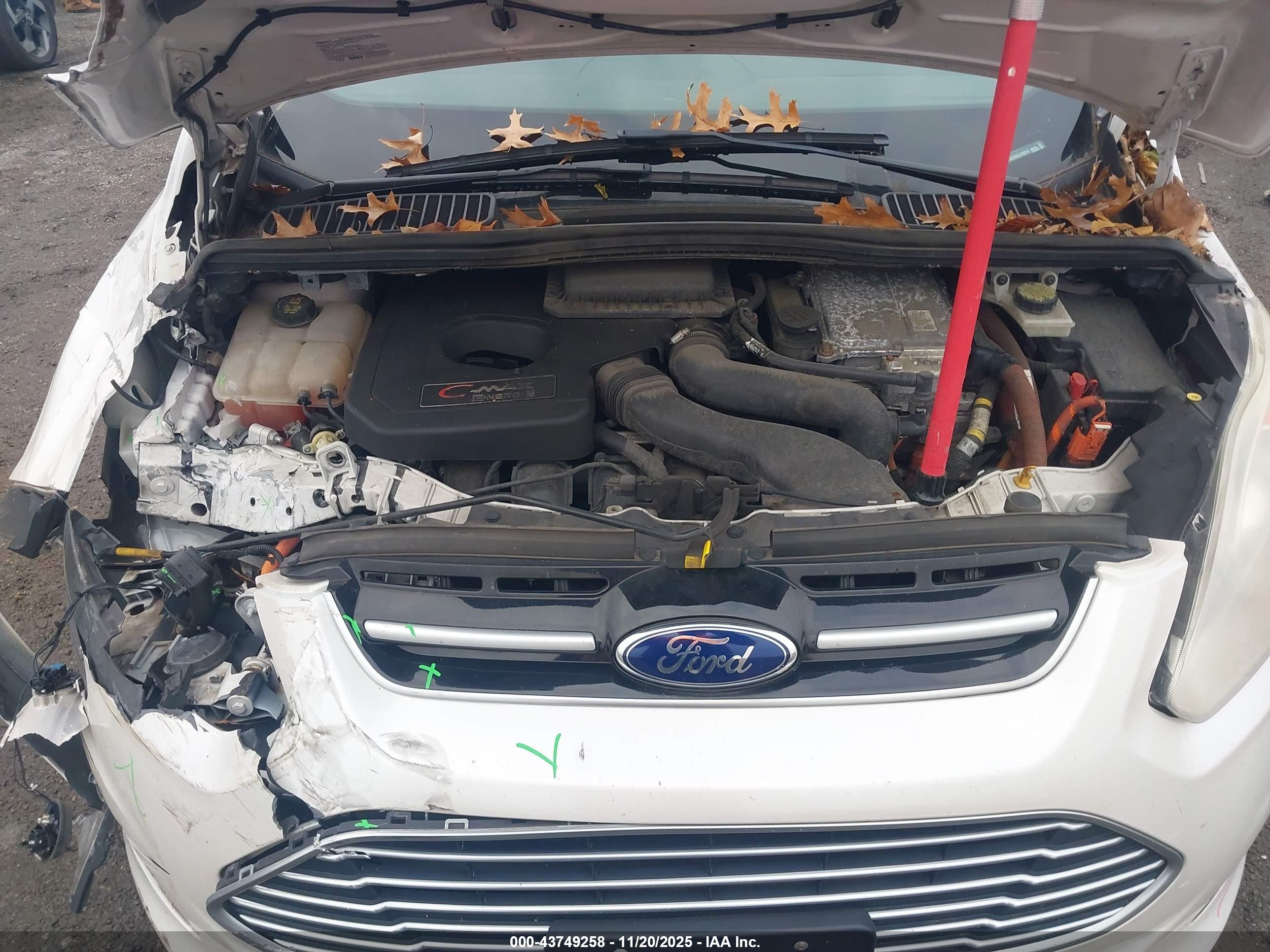 FORD C-MAX image 10