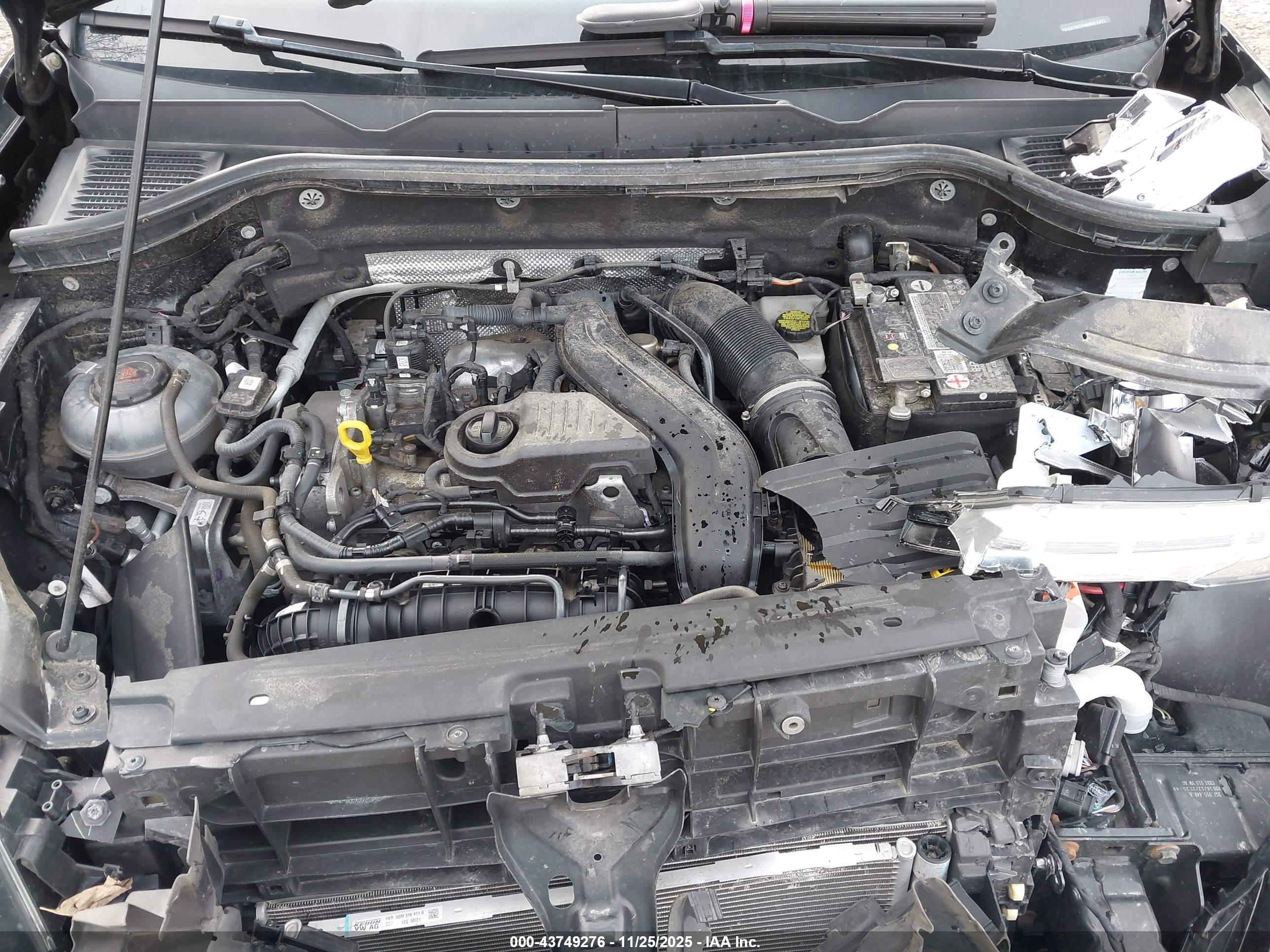 VOLKSWAGEN TAOS image 10