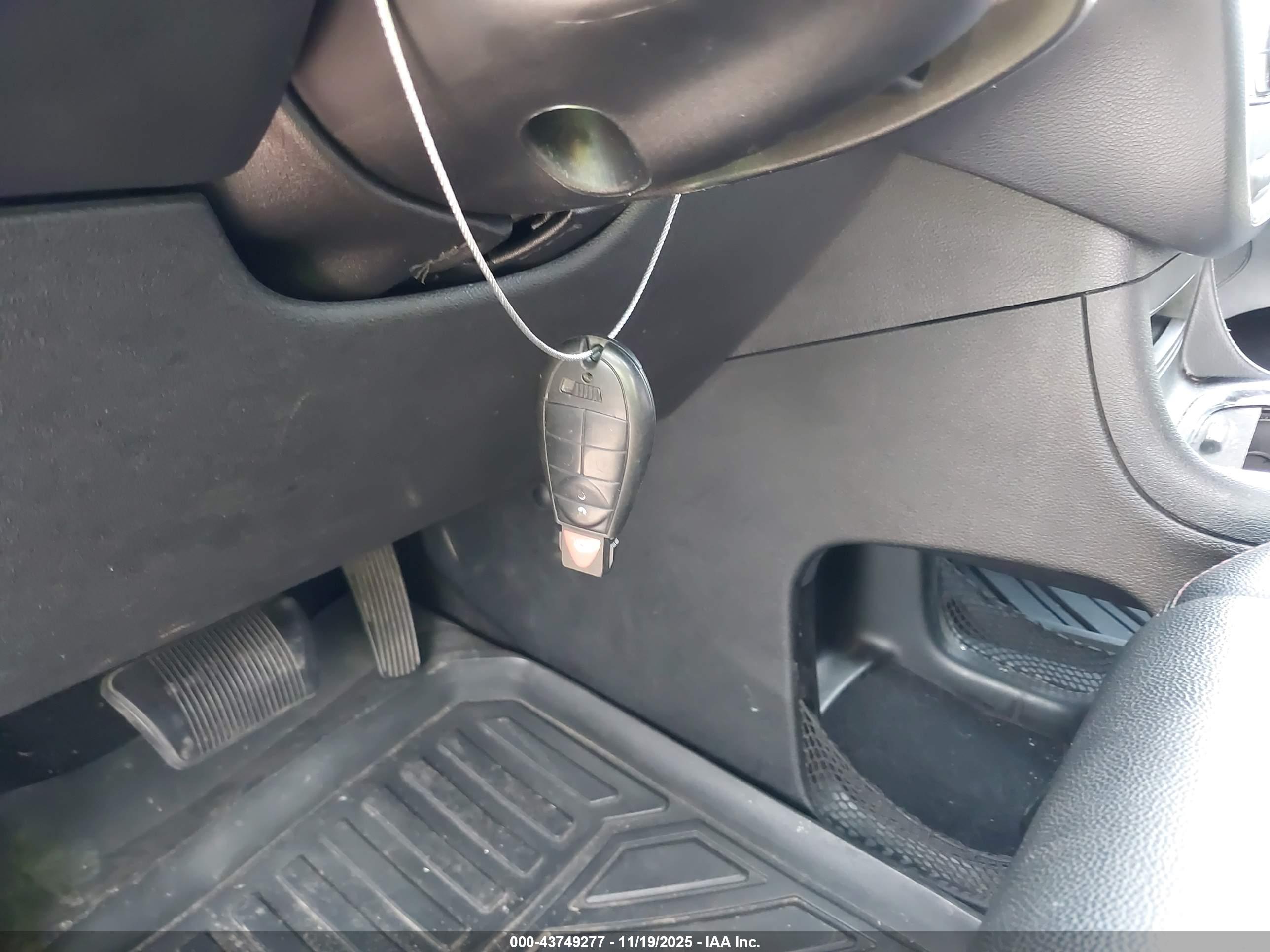 DODGE GRAND image 11