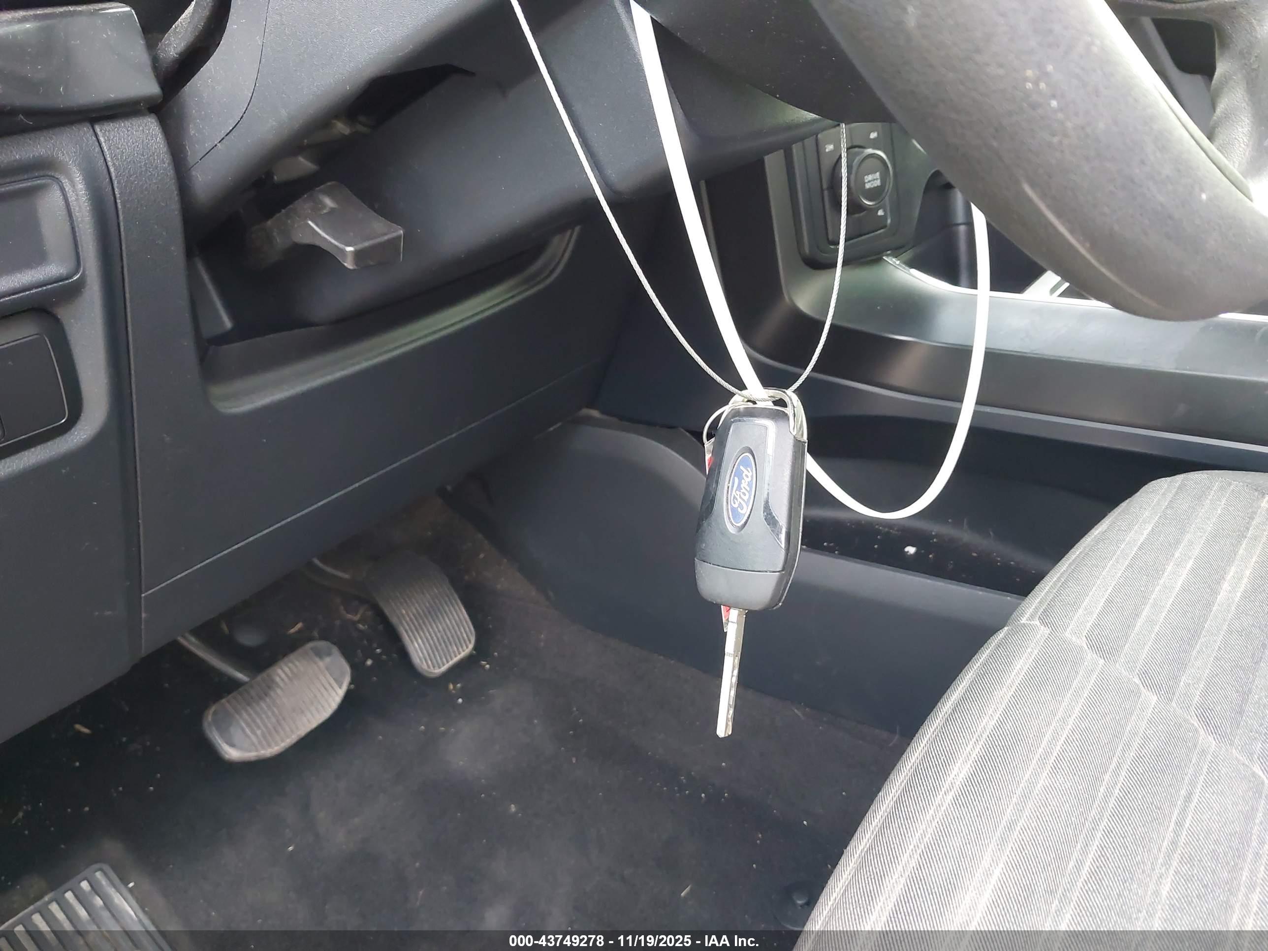 FORD F-150 image 11