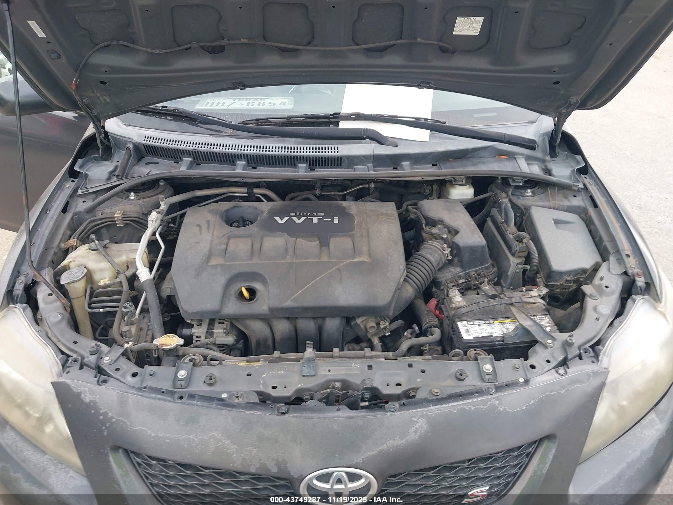 TOYOTA COROLLA image 10