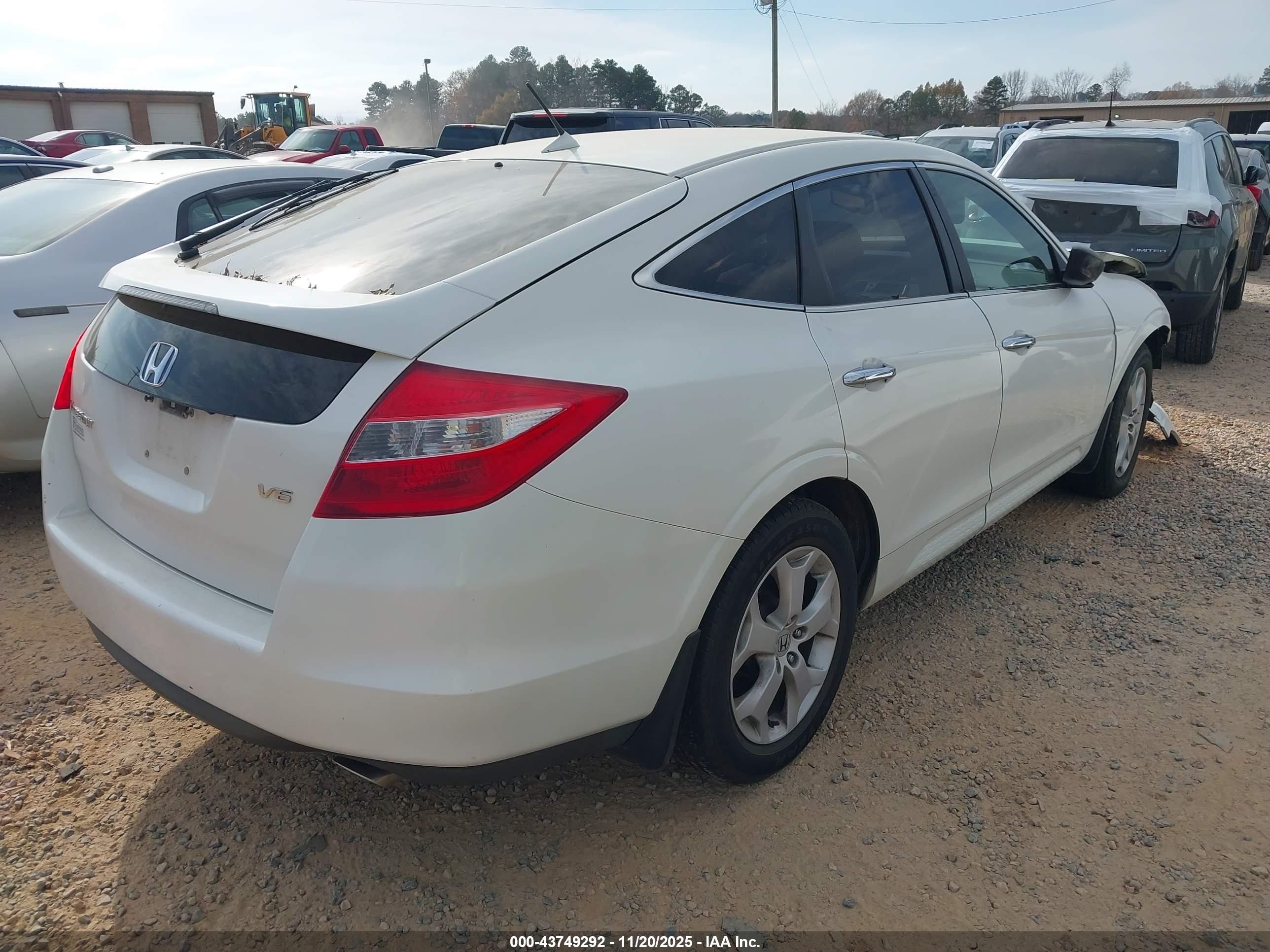 HONDA CROSSTOUR image 4