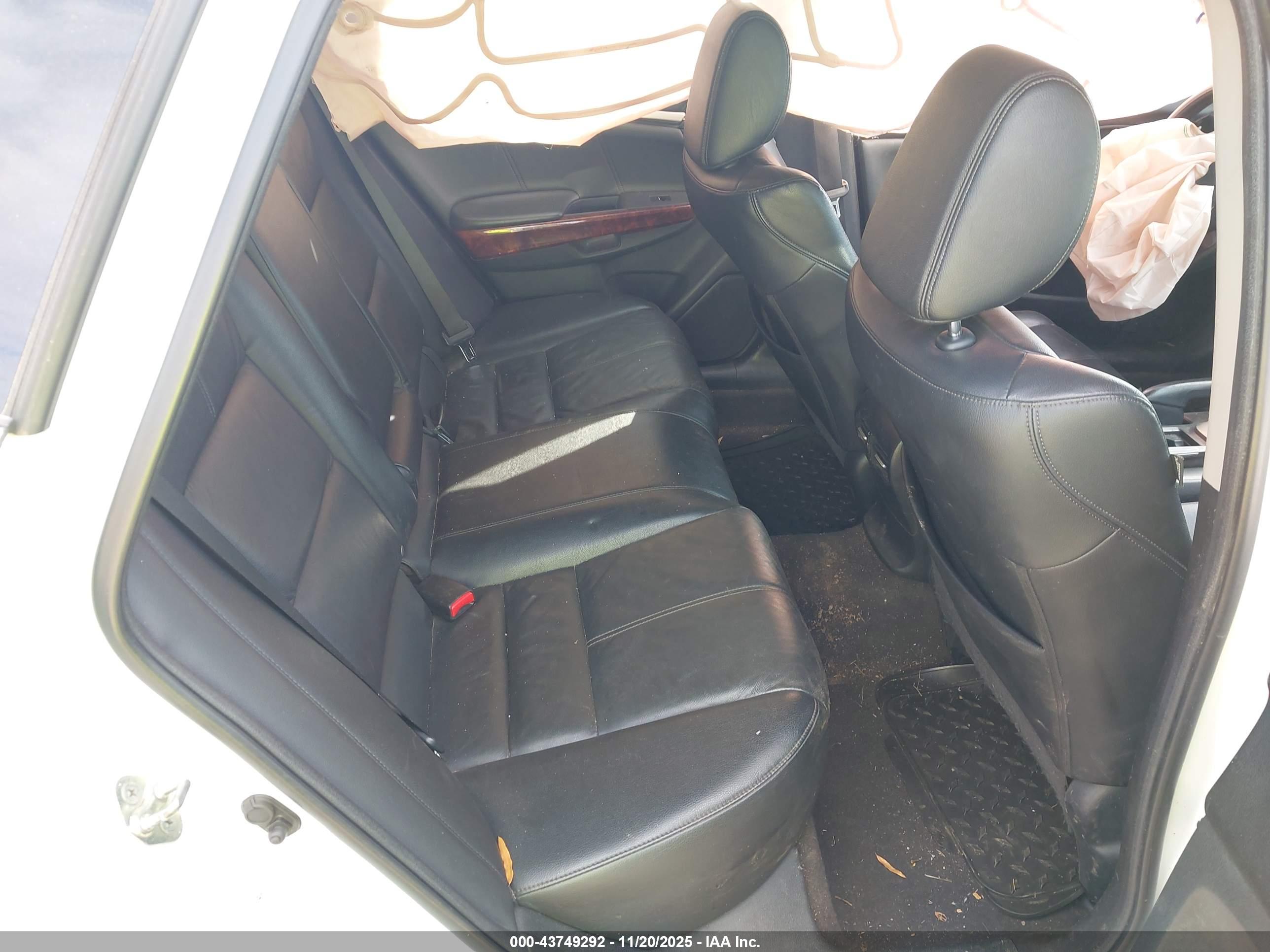 HONDA CROSSTOUR image 8
