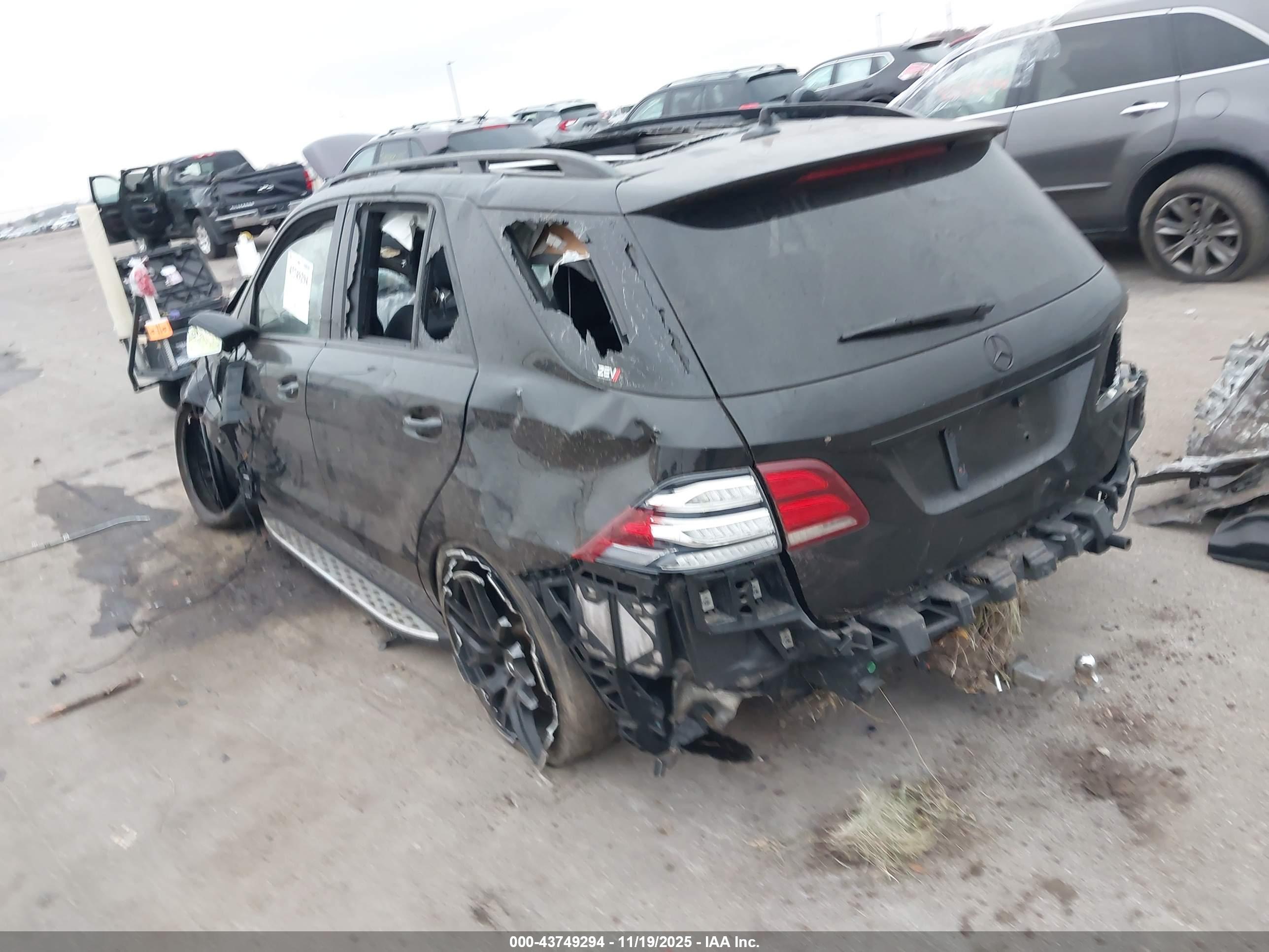 MERCEDES-BENZ AMG image 3
