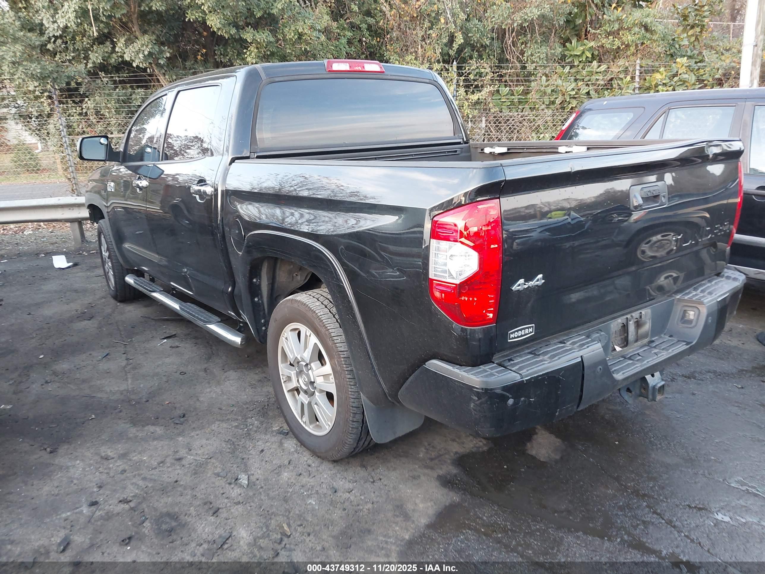 TOYOTA TUNDRA image 3