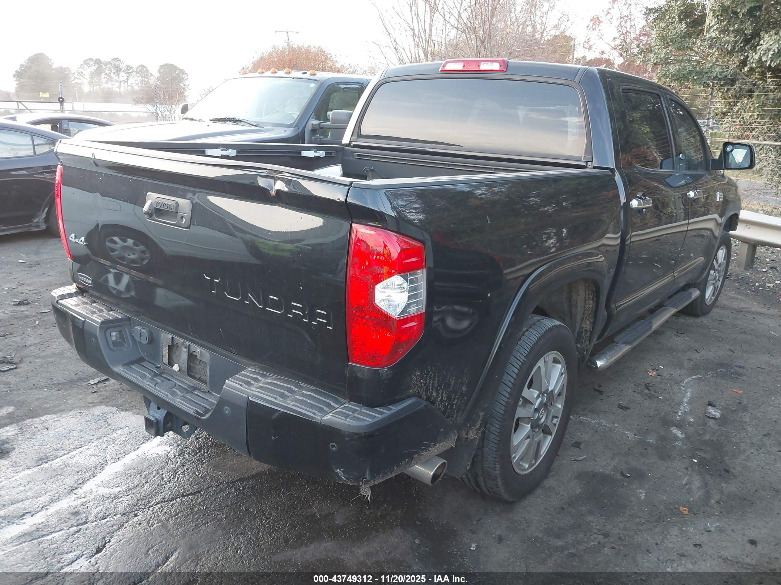 TOYOTA TUNDRA image 4
