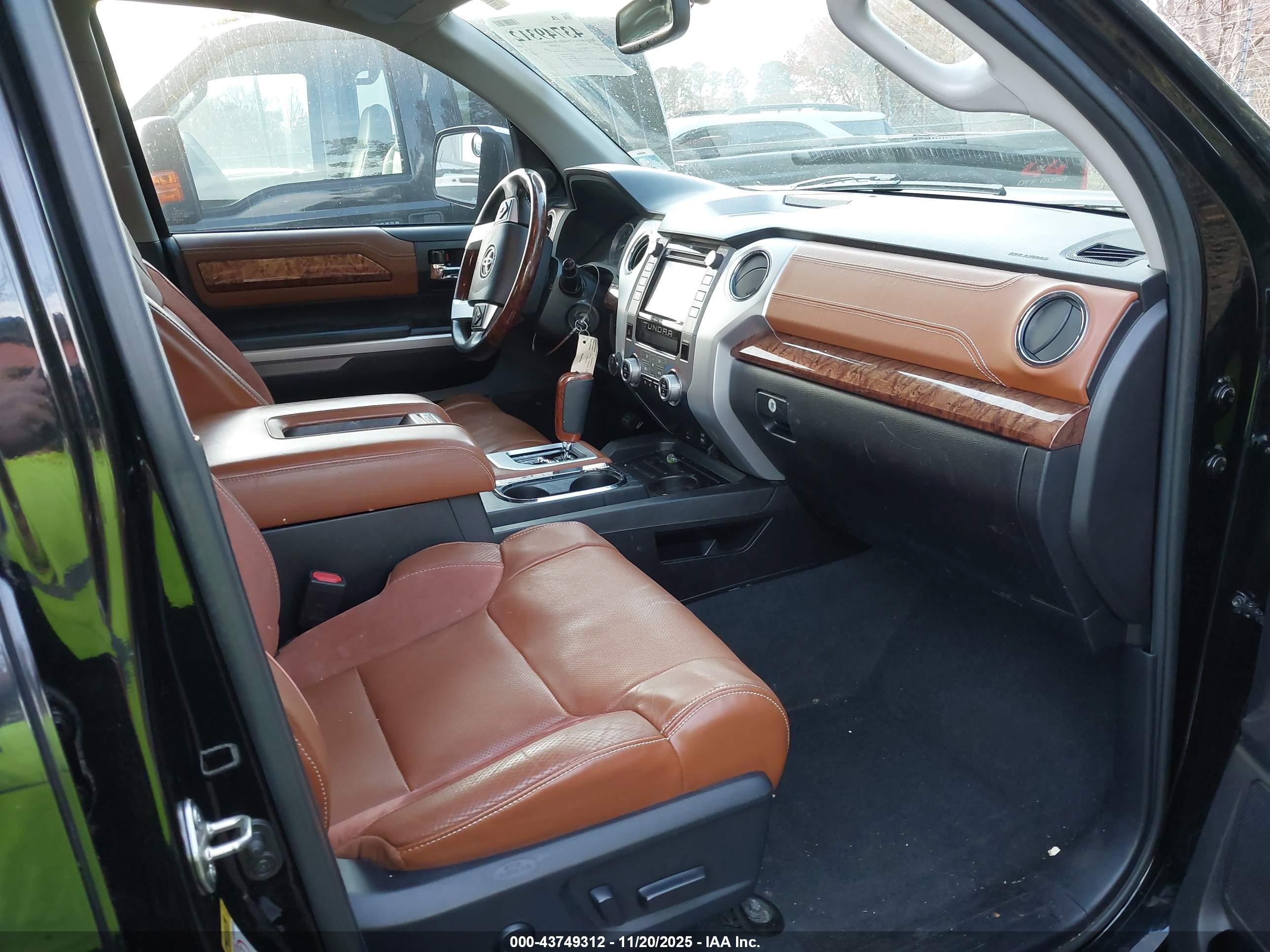 TOYOTA TUNDRA image 5