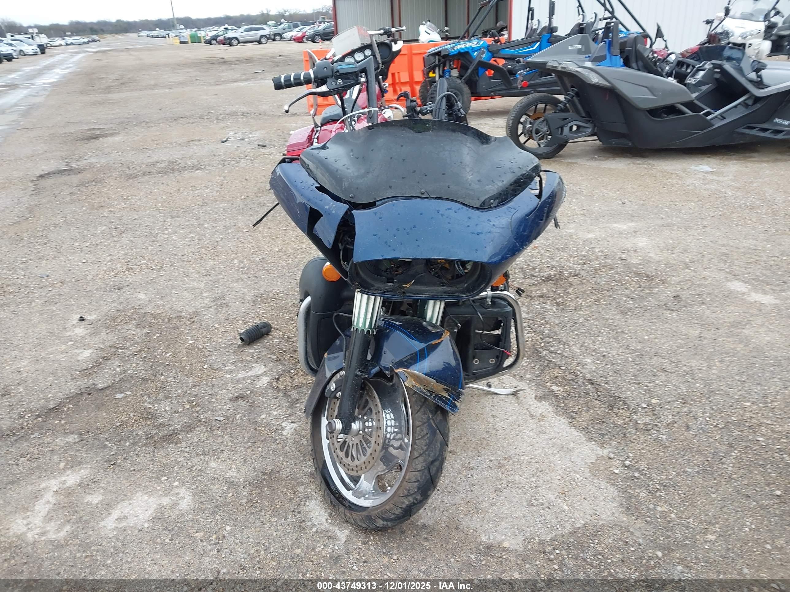 HARLEY-DAVIDSON FLTRX image 5