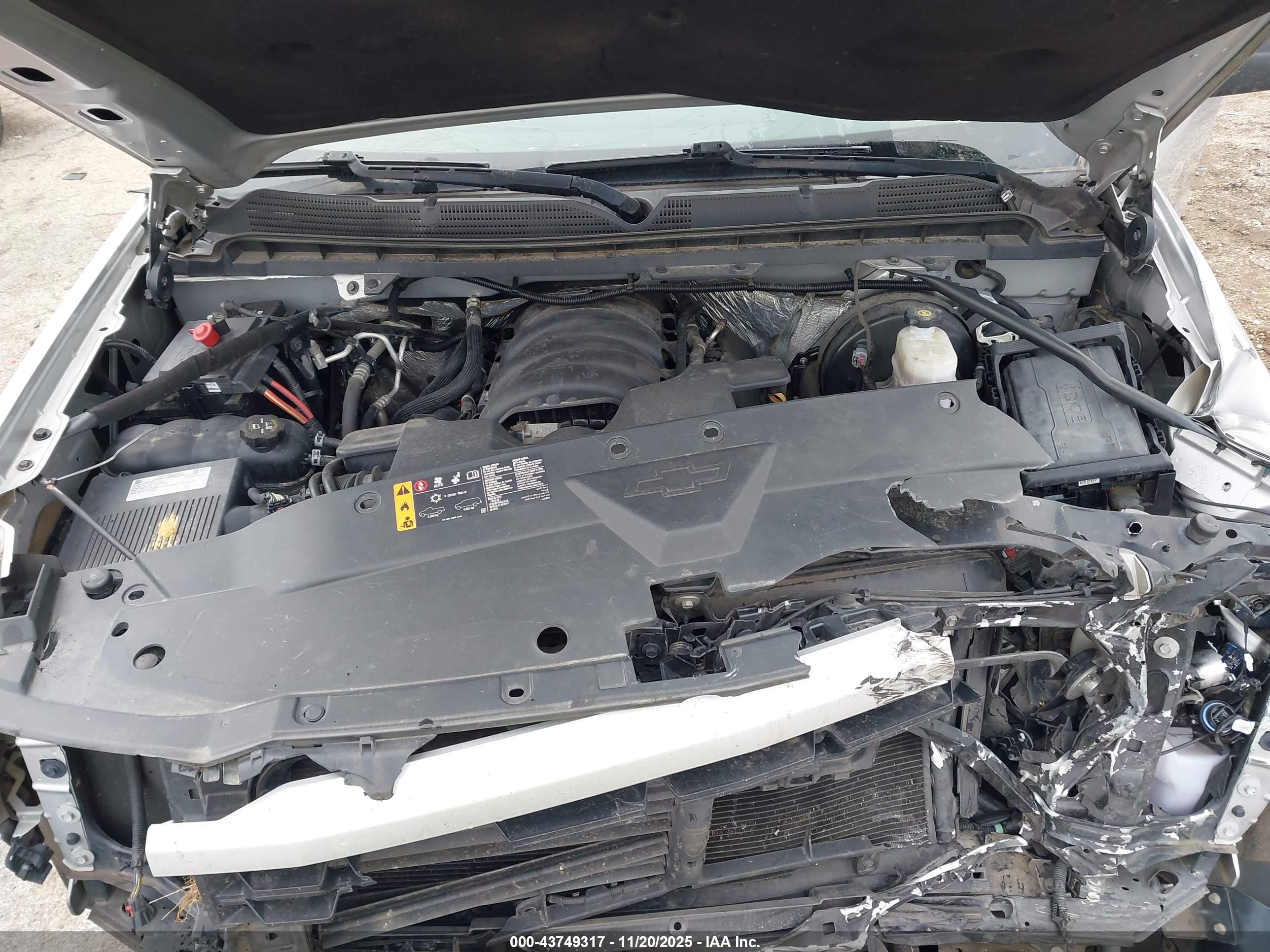 CHEVROLET SILVERADO image 10