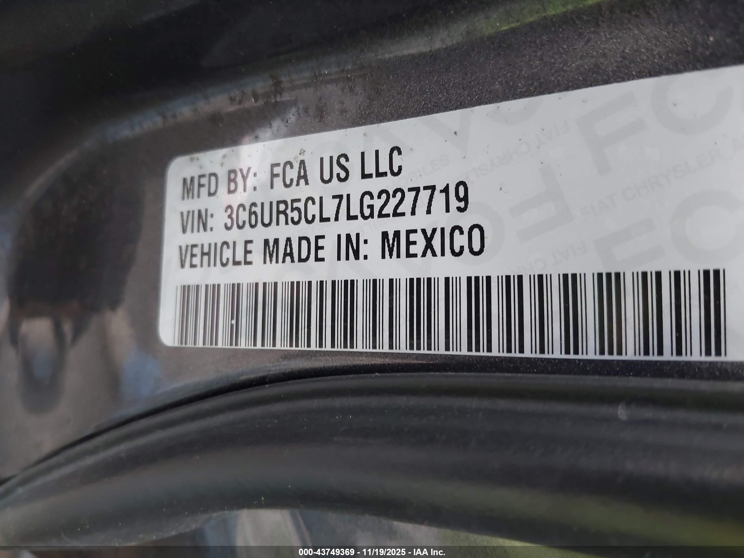 RAM 2500 image 9