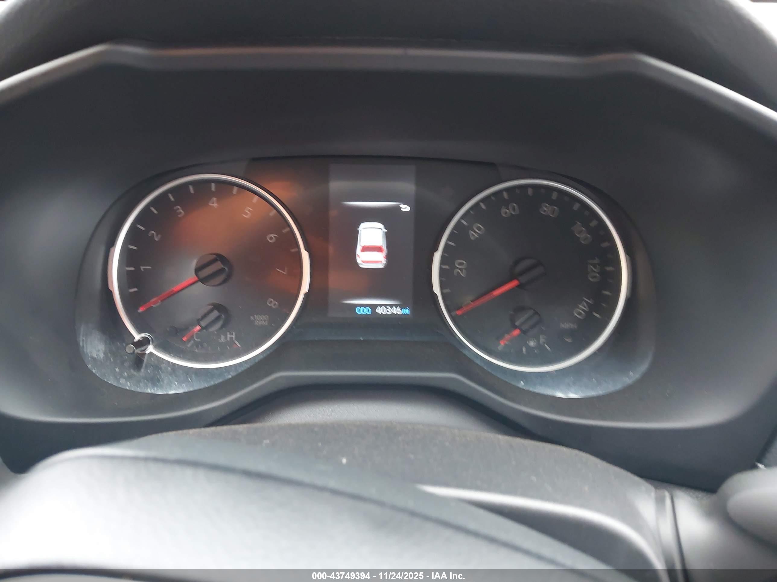 TOYOTA RAV4 image 7