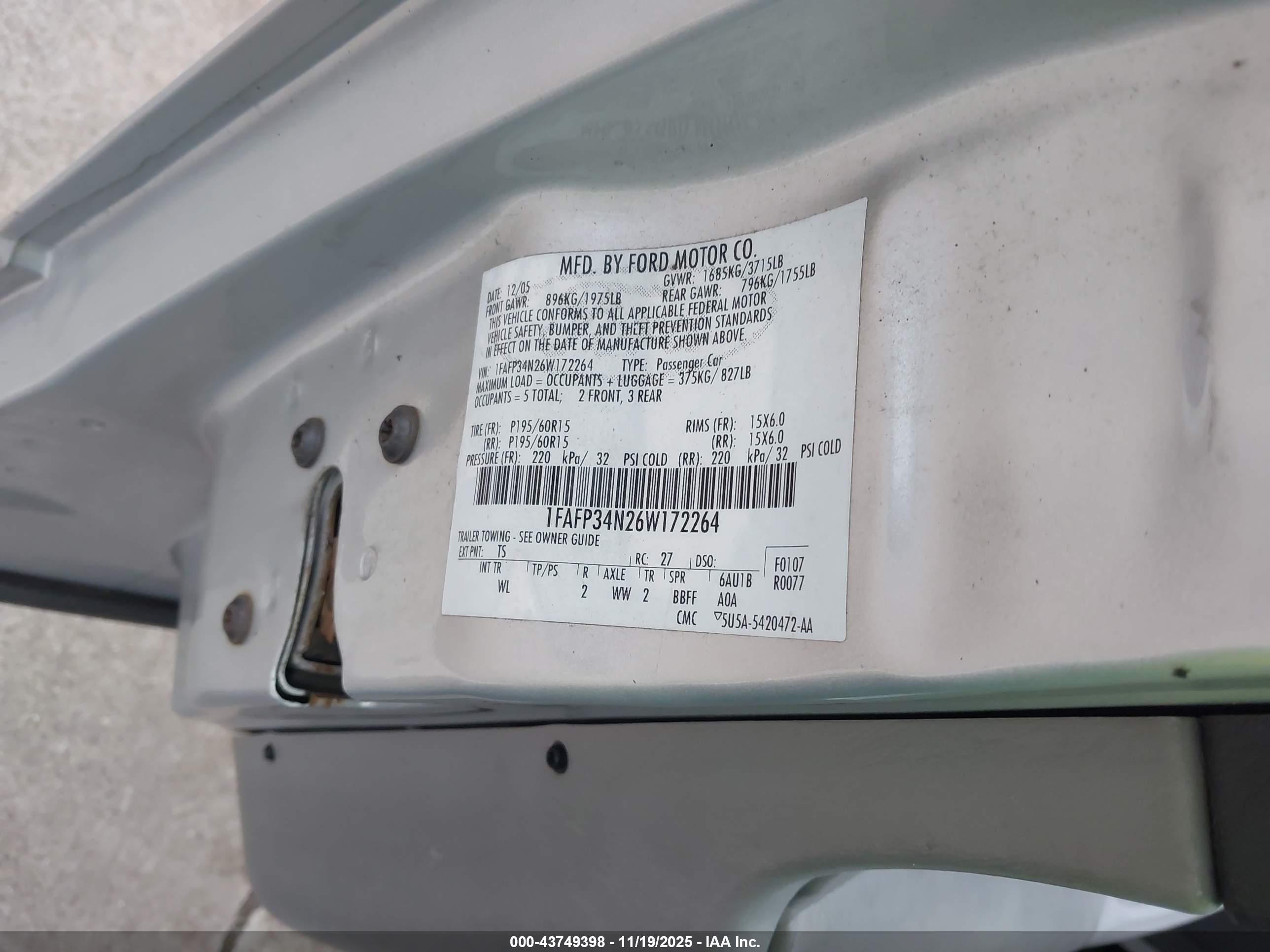 FORD FOCUS image 9