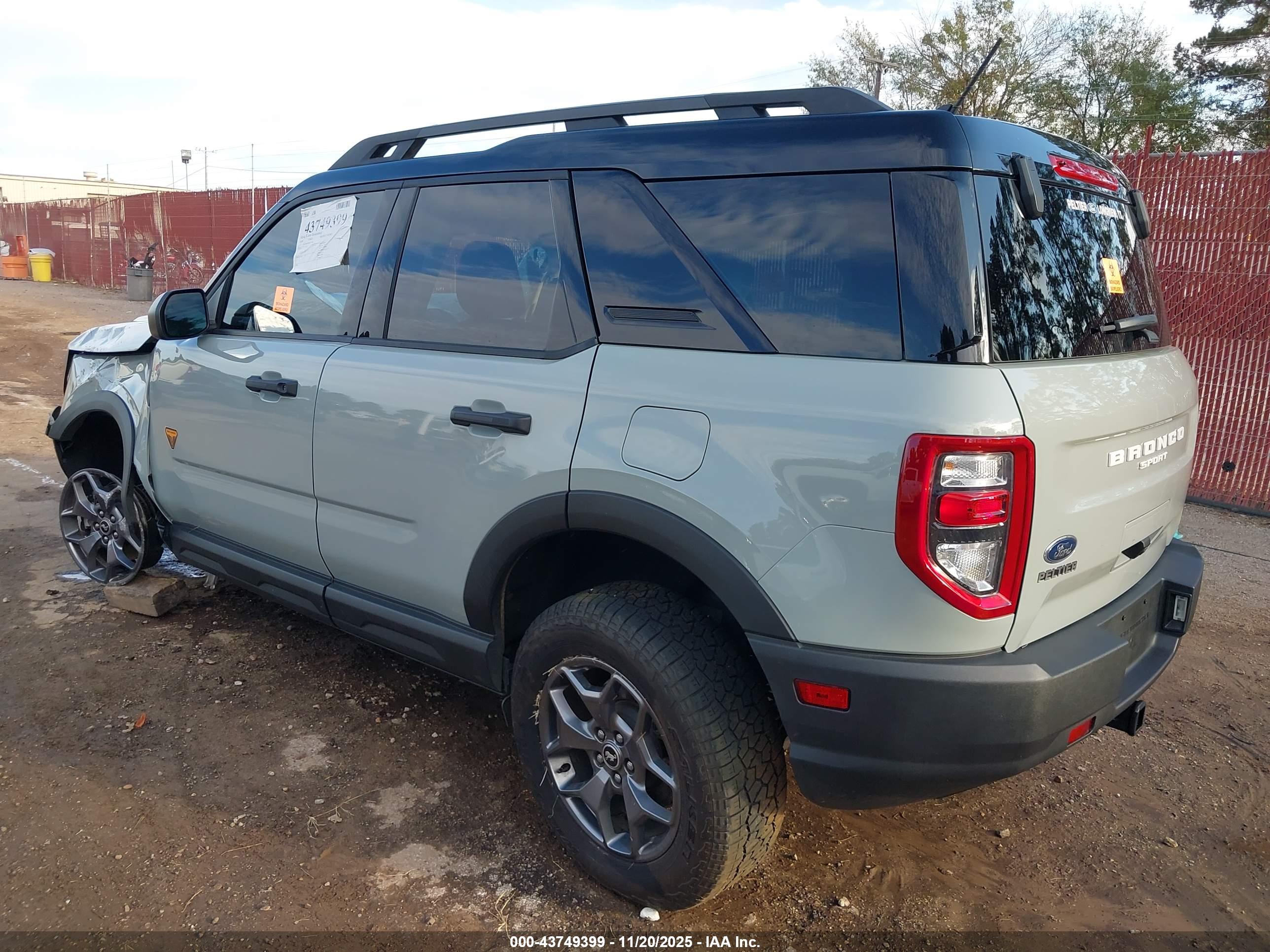 FORD BRONCO image 3