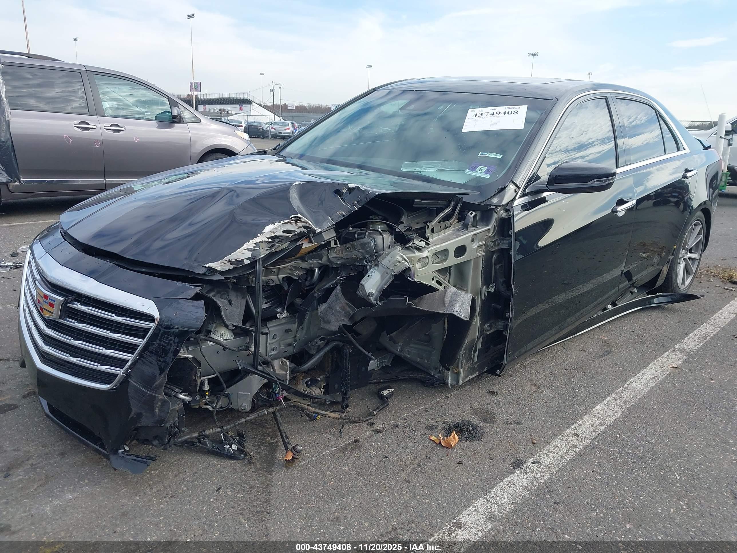 CADILLAC CTS image 2