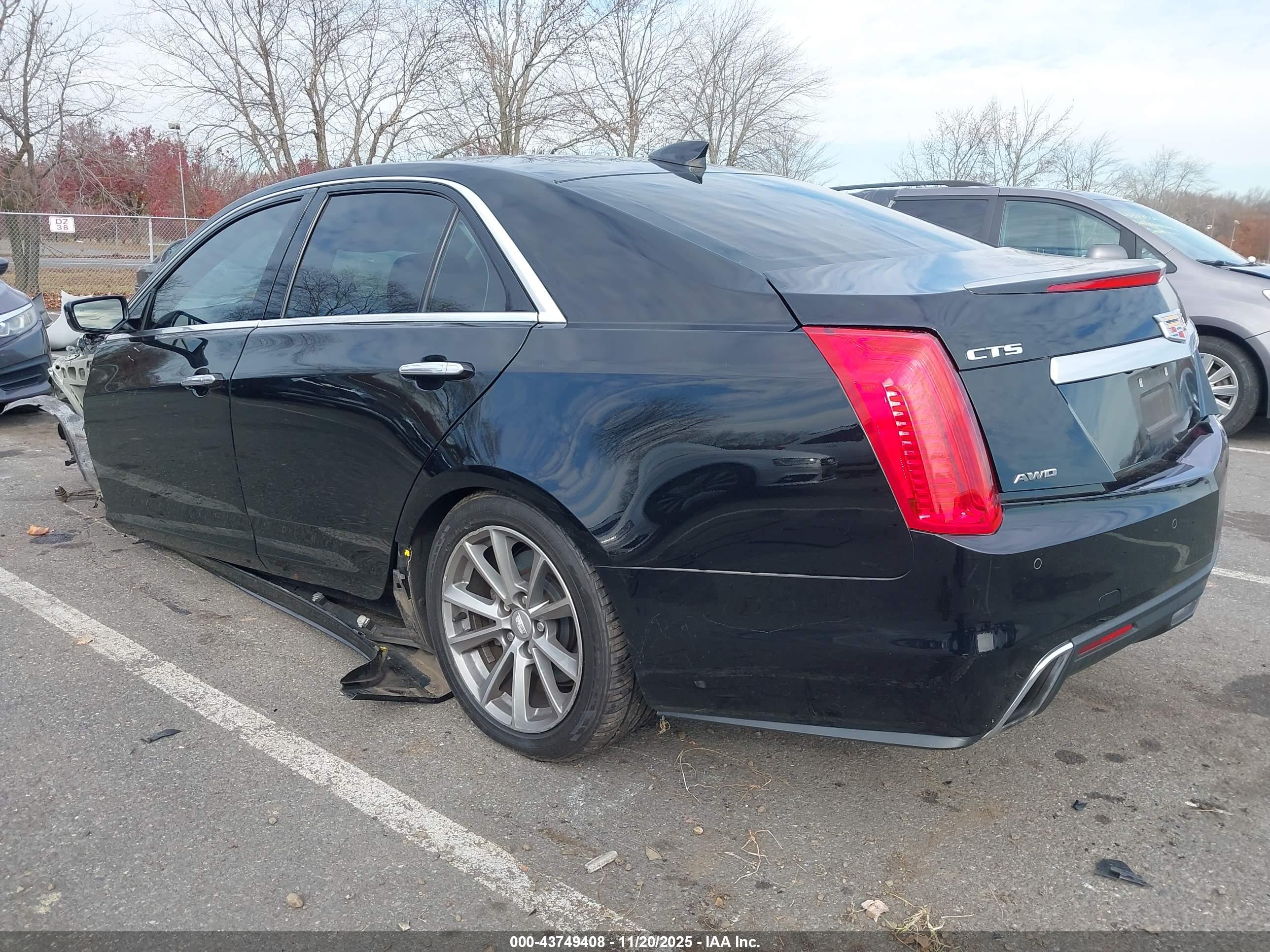 CADILLAC CTS image 3