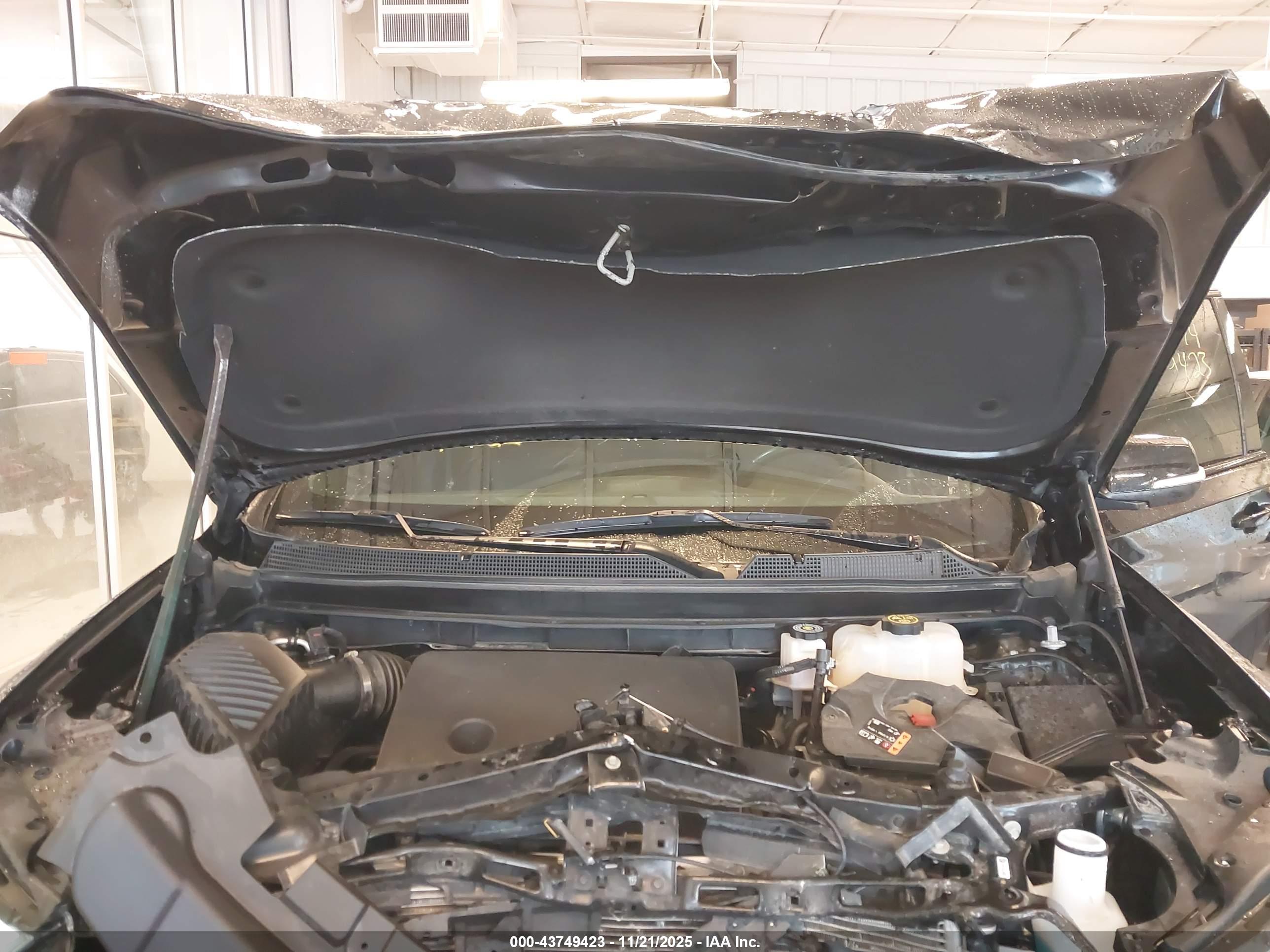 CHEVROLET TRAVERSE image 10