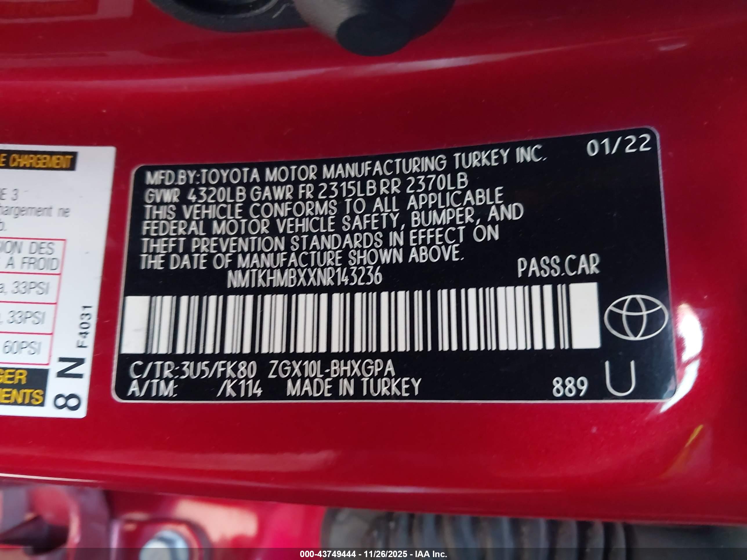 TOYOTA C-HR image 9