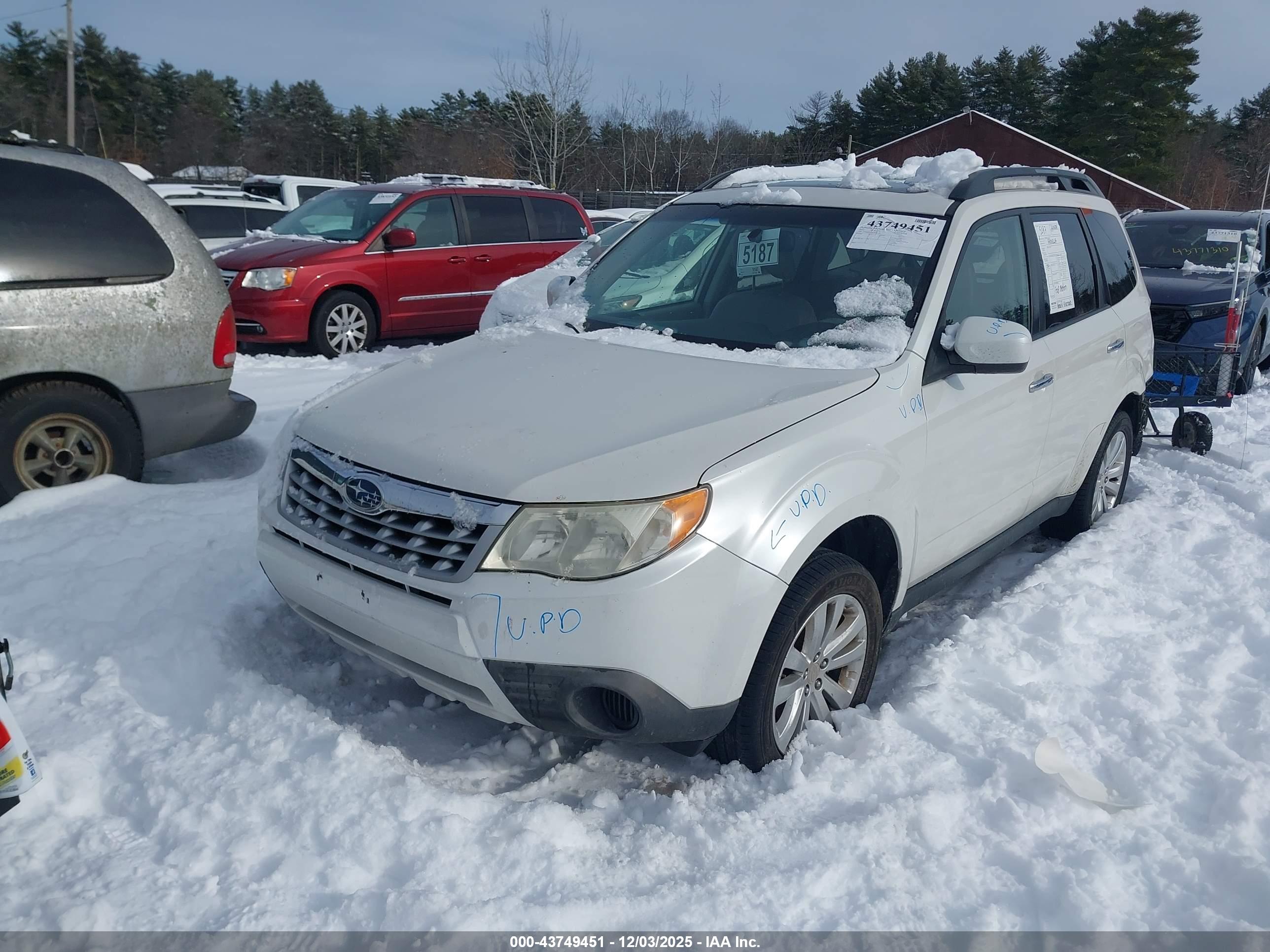 SUBARU FORESTER image 2