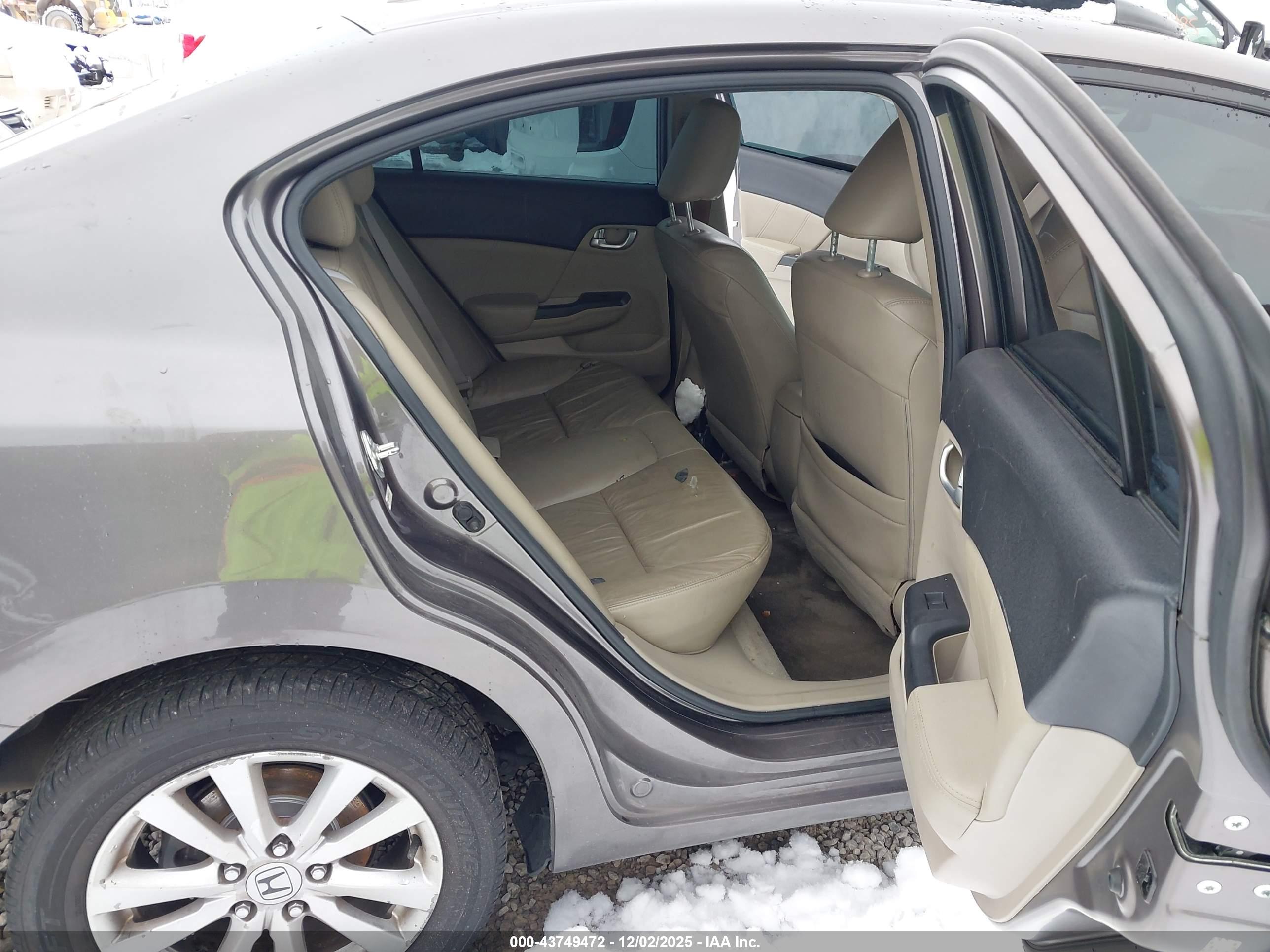 HONDA CIVIC image 8