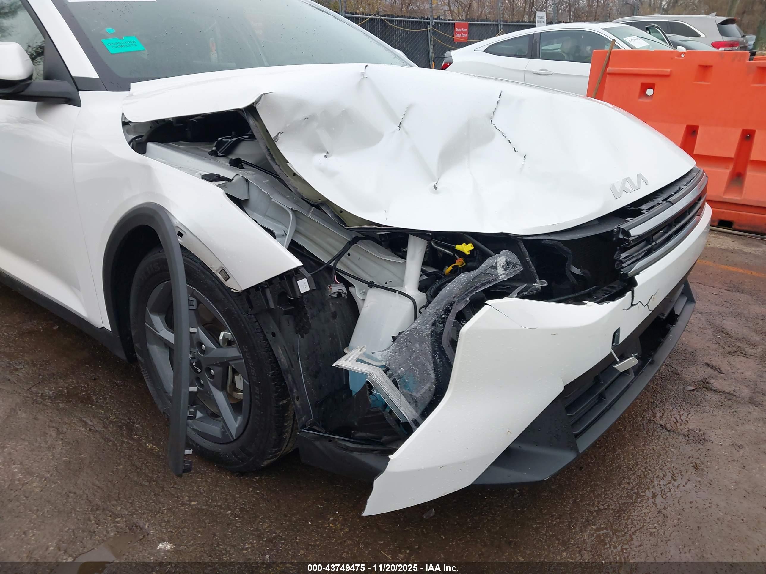 KIA K4 image 6