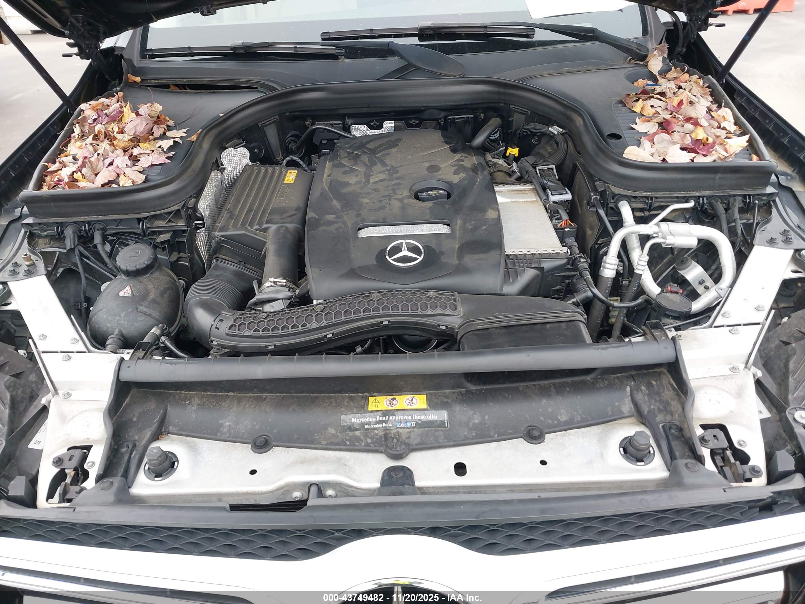 MERCEDES-BENZ GLC image 10