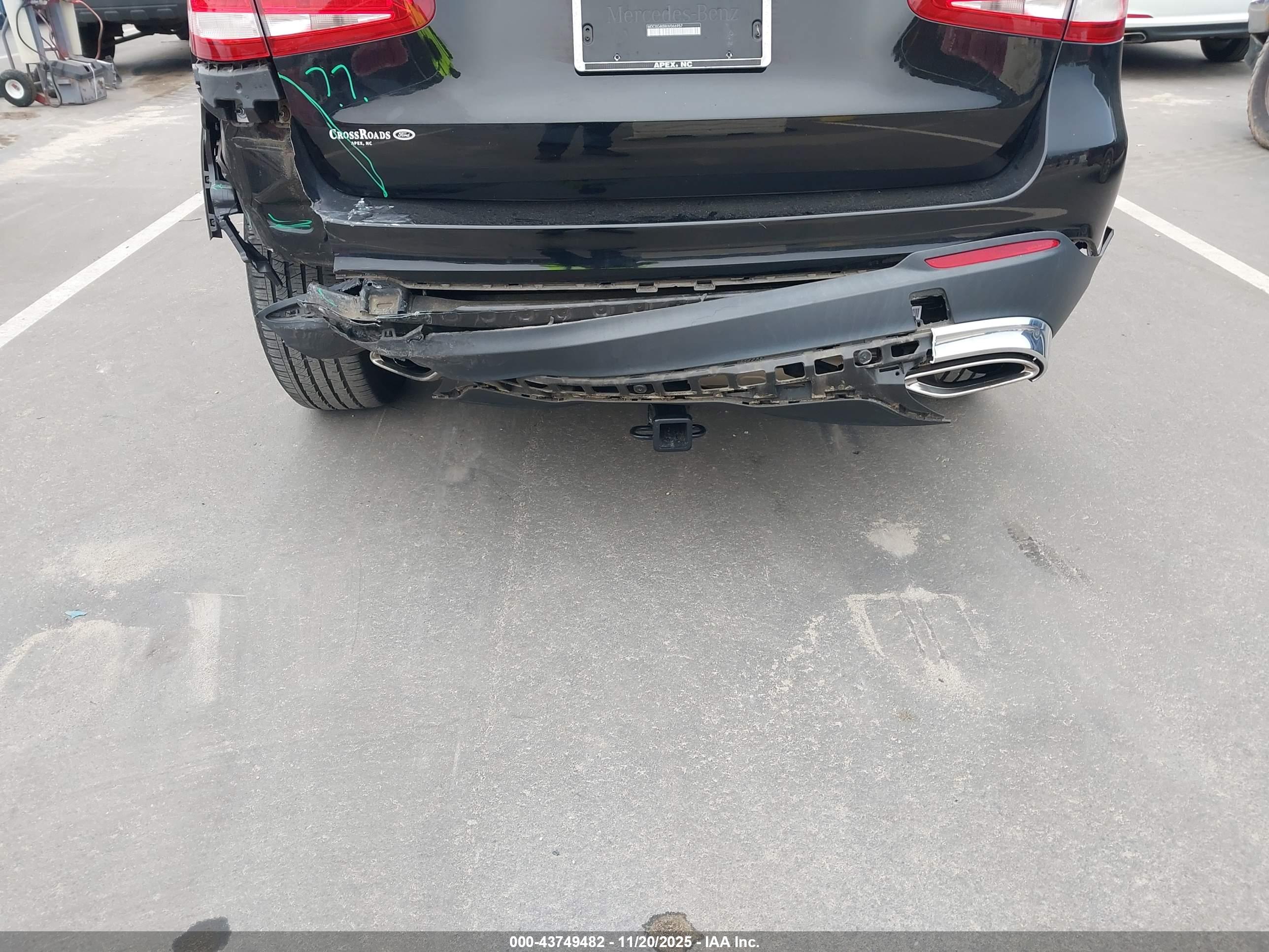 MERCEDES-BENZ GLC image 6