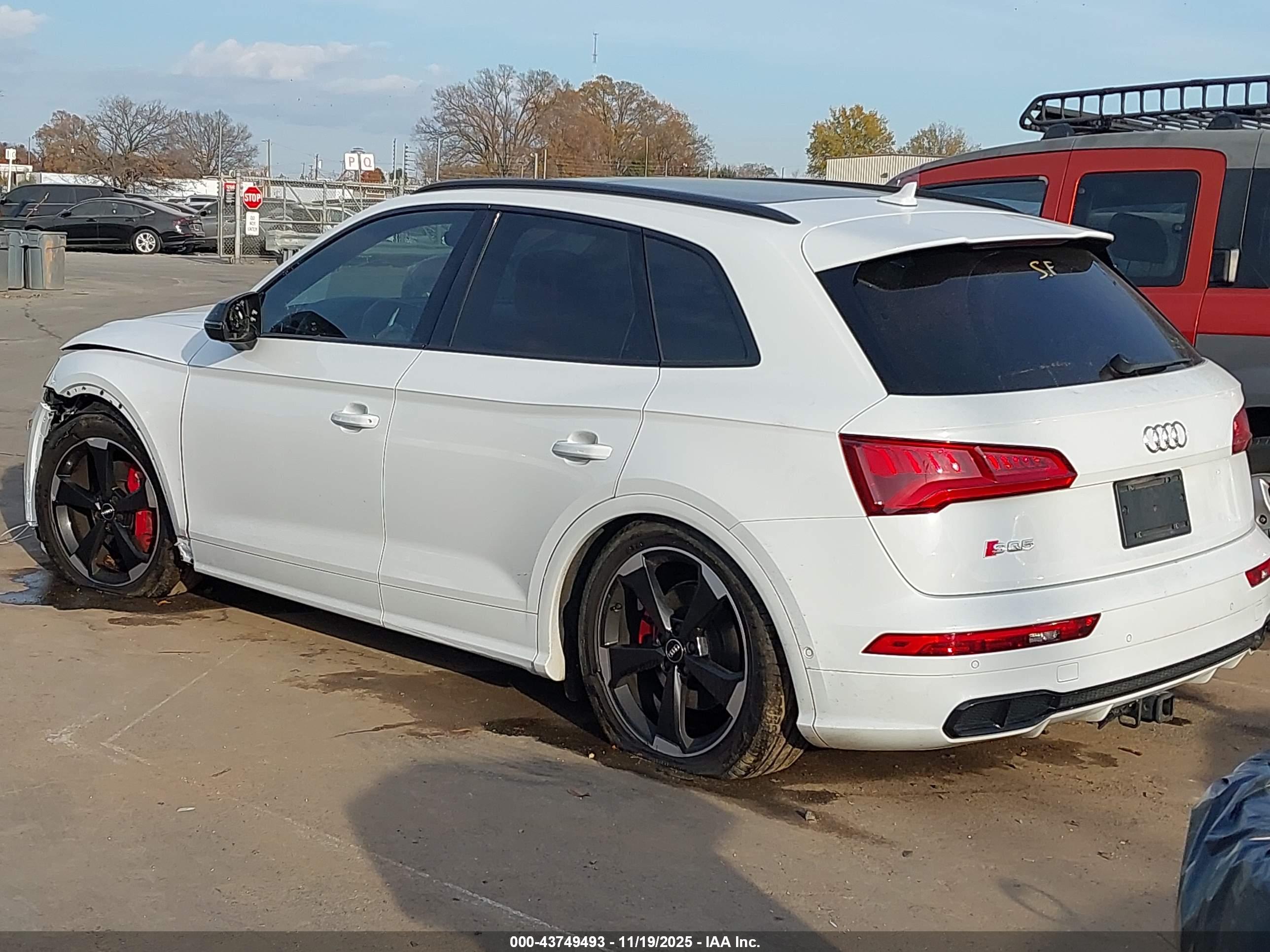 AUDI SQ5 image 3