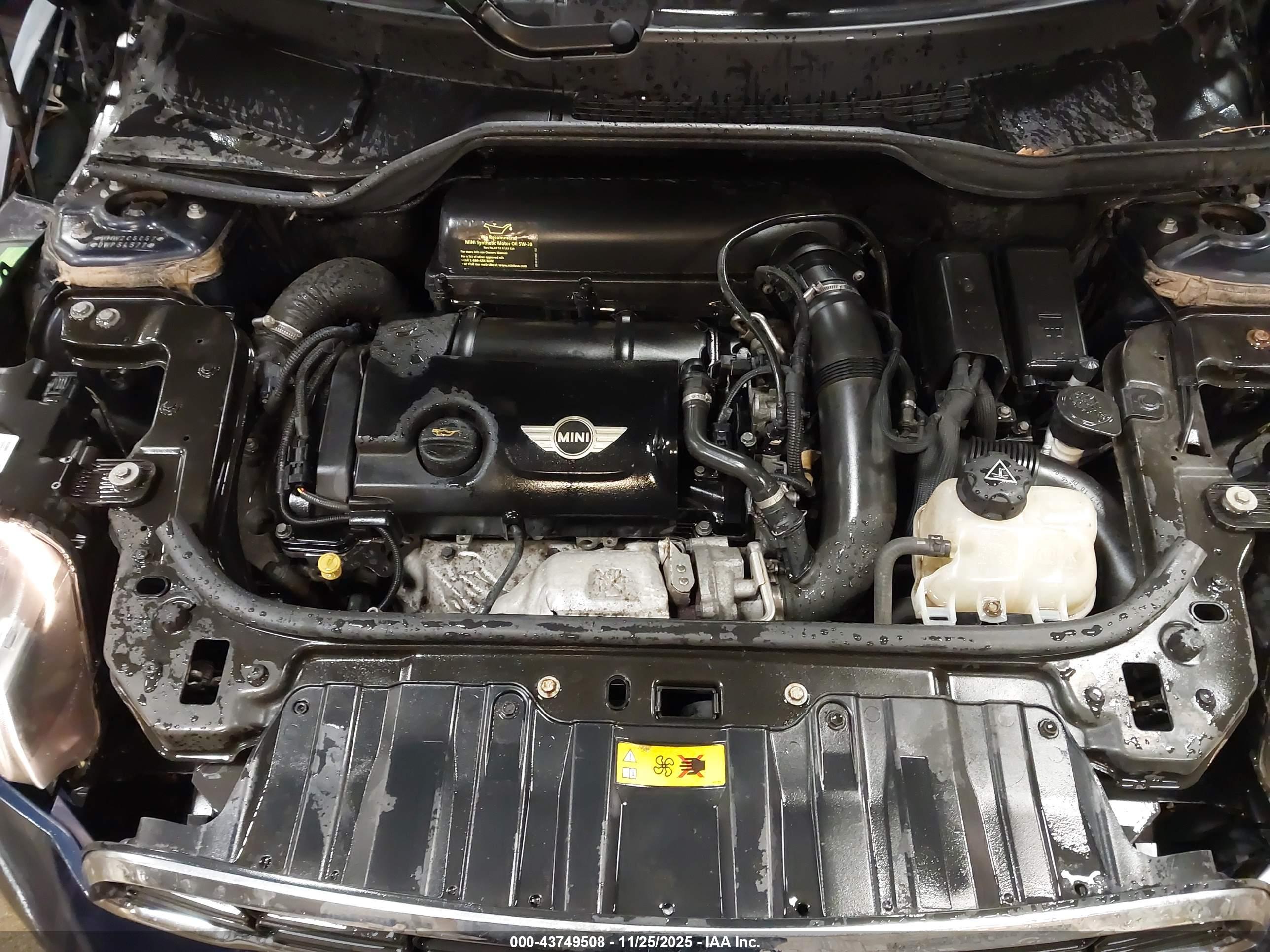 MINI COUNTRYMAN image 10