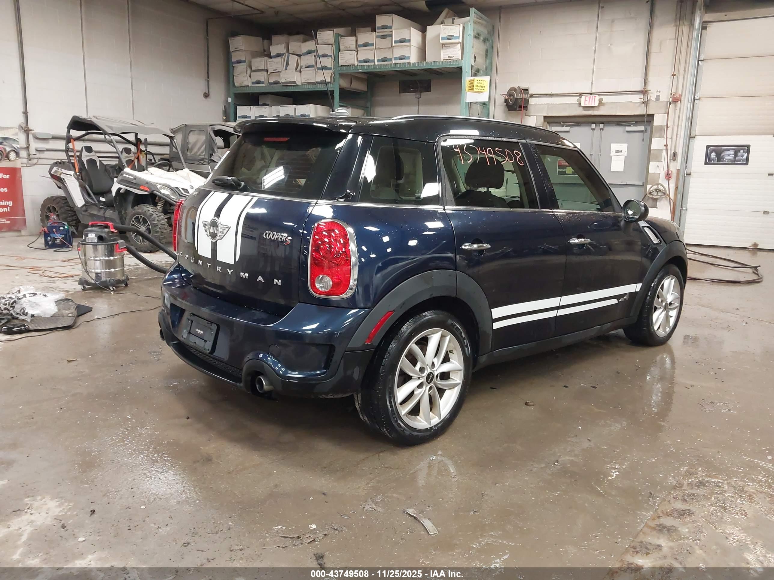 MINI COUNTRYMAN image 4